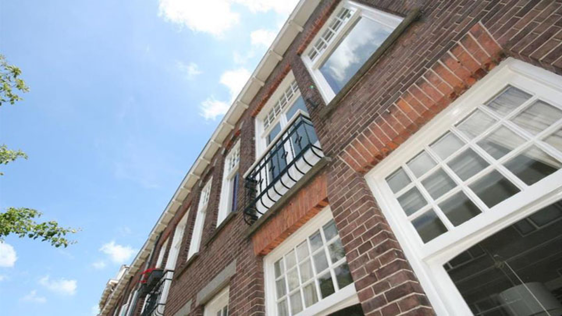 Binnenkijken in prachtige Utrechtse herenhuis van Gouden Kalf winnaar Fedja van Huet. Zie foto's 18