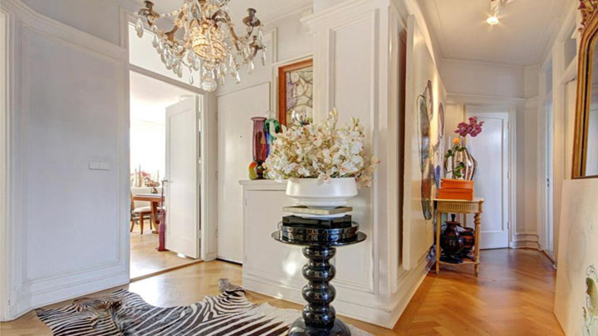 Mari van de Ven zet zijn schitterend gerestylde appartement in Amsterdam Zuid te koop. Zie foto's 10