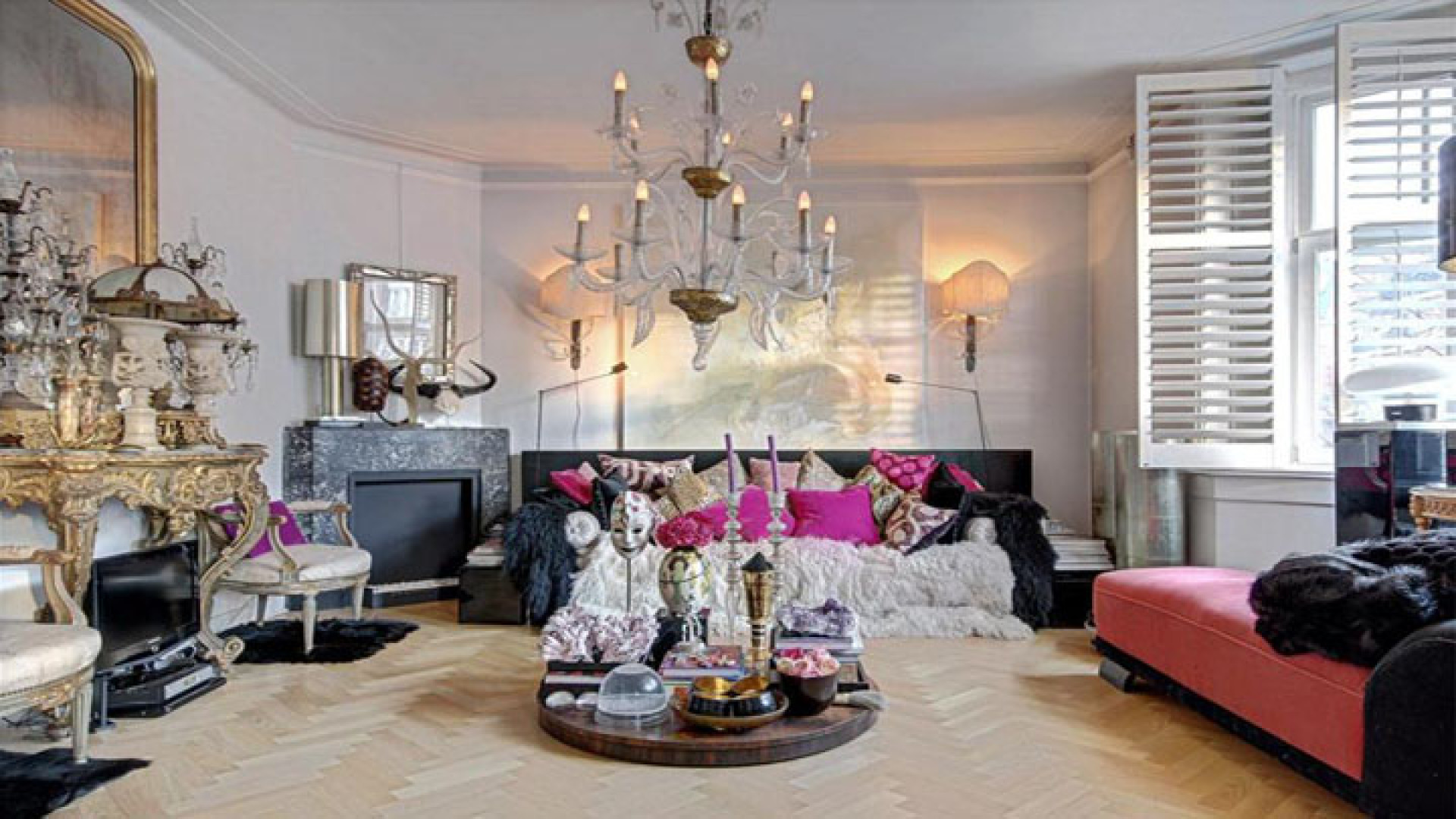 Mari van de Ven zet zijn schitterend gerestylde appartement in Amsterdam Zuid te koop. Zie foto's 3