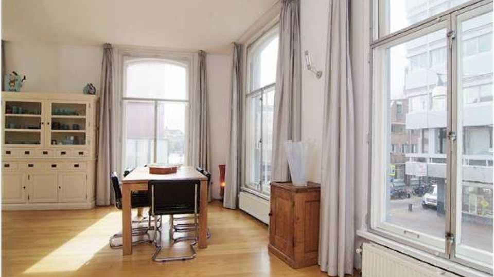 Charles Groenhuijsen huurt leuk appartement in centrum van Utrecht. Zie foto's 4