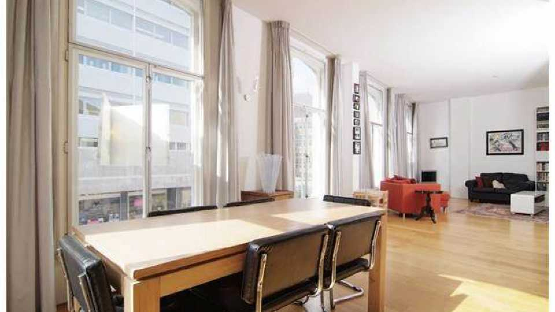 Charles Groenhuijsen huurt leuk appartement in centrum van Utrecht. Zie foto's 9