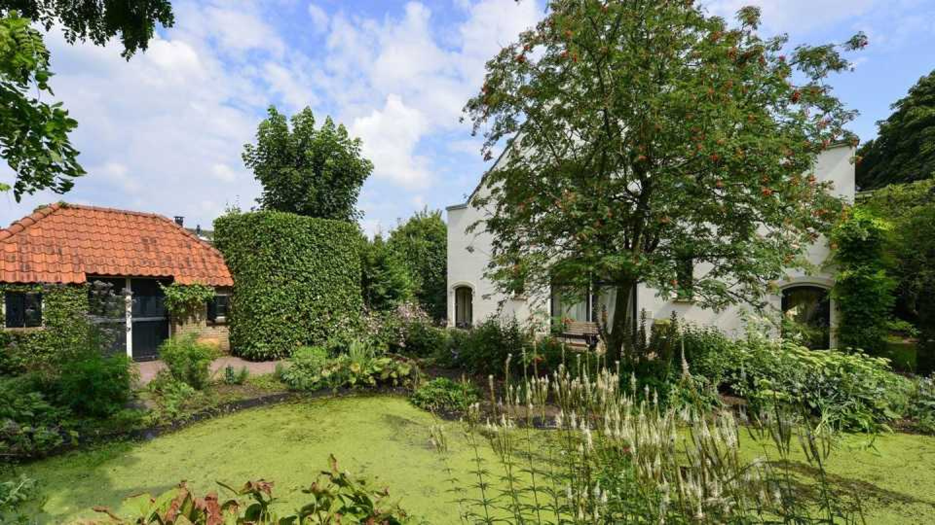 Prinses Irene zet haar prachtige landhuis in Wijk bij Duurstede te koop. Zie foto's 10