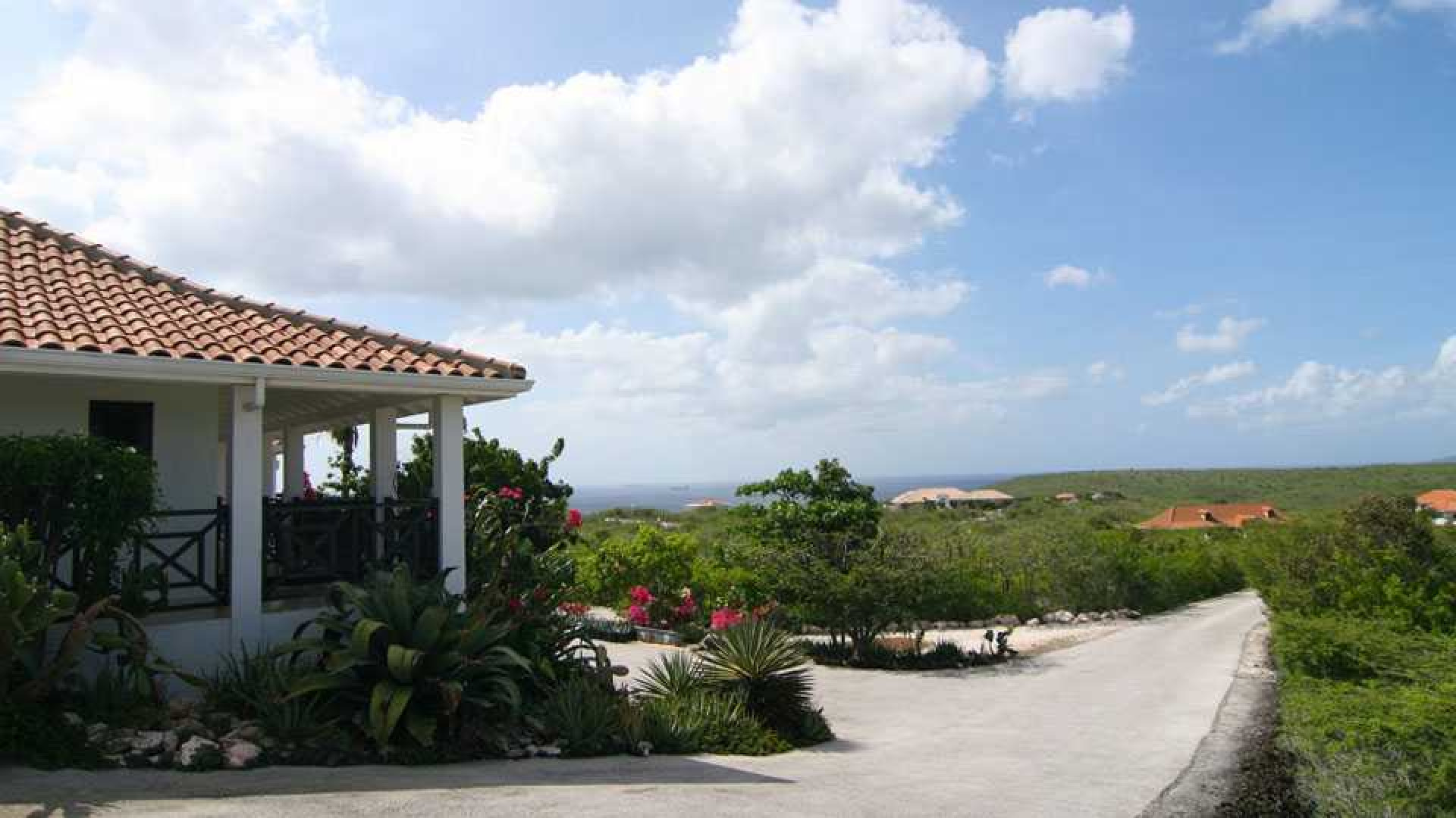 Barry Hay zet zijn miljoenenvilla op Curacao te koop. Zie foto's 12