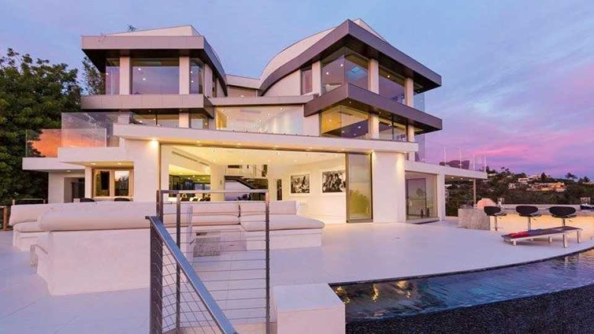 Reinout Oerlemans zet zijn Los Angeles villa te koop. Zie foto's 5
