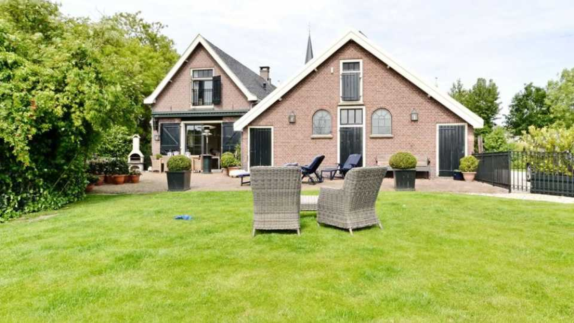 Peter van der Vorst verkoopt zijn huis met bonus. Zie foto's 19