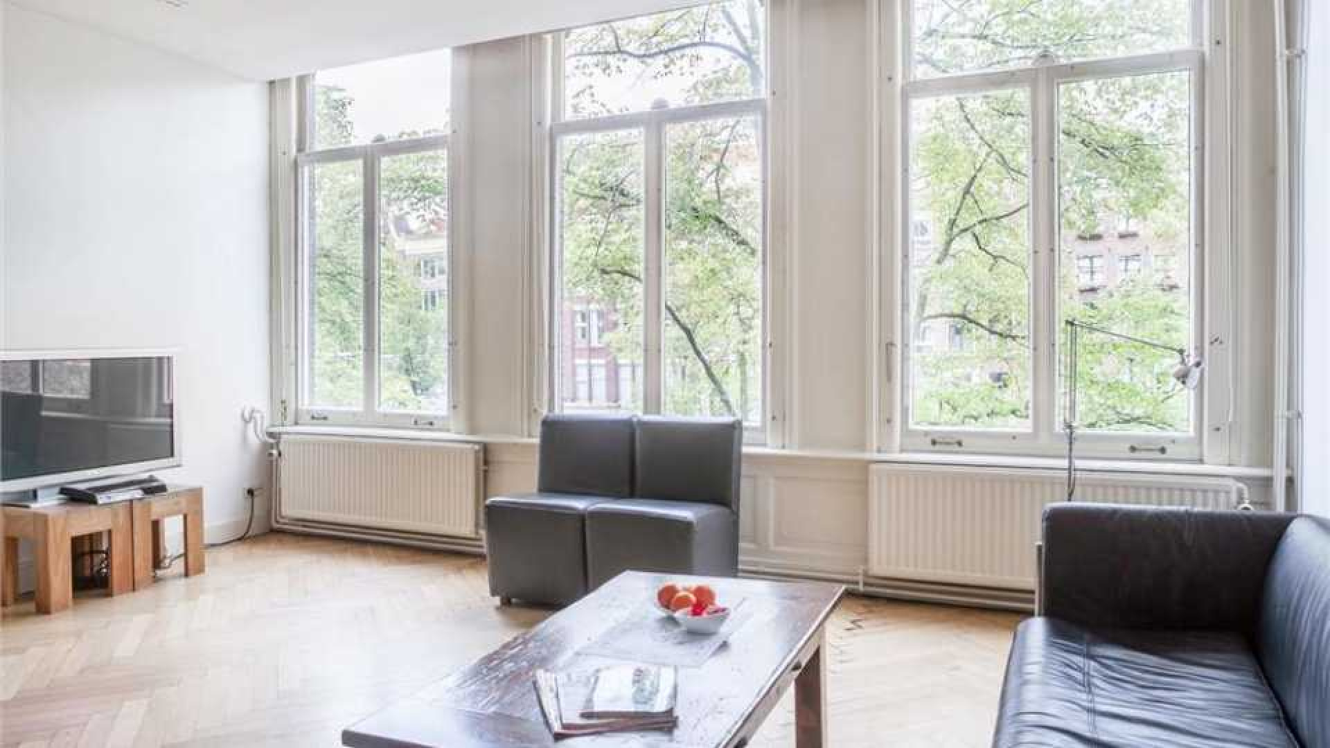 Robine van der Meer koopt prachtig appartement aan de Singel in Amsterdam. Zie foto's 4