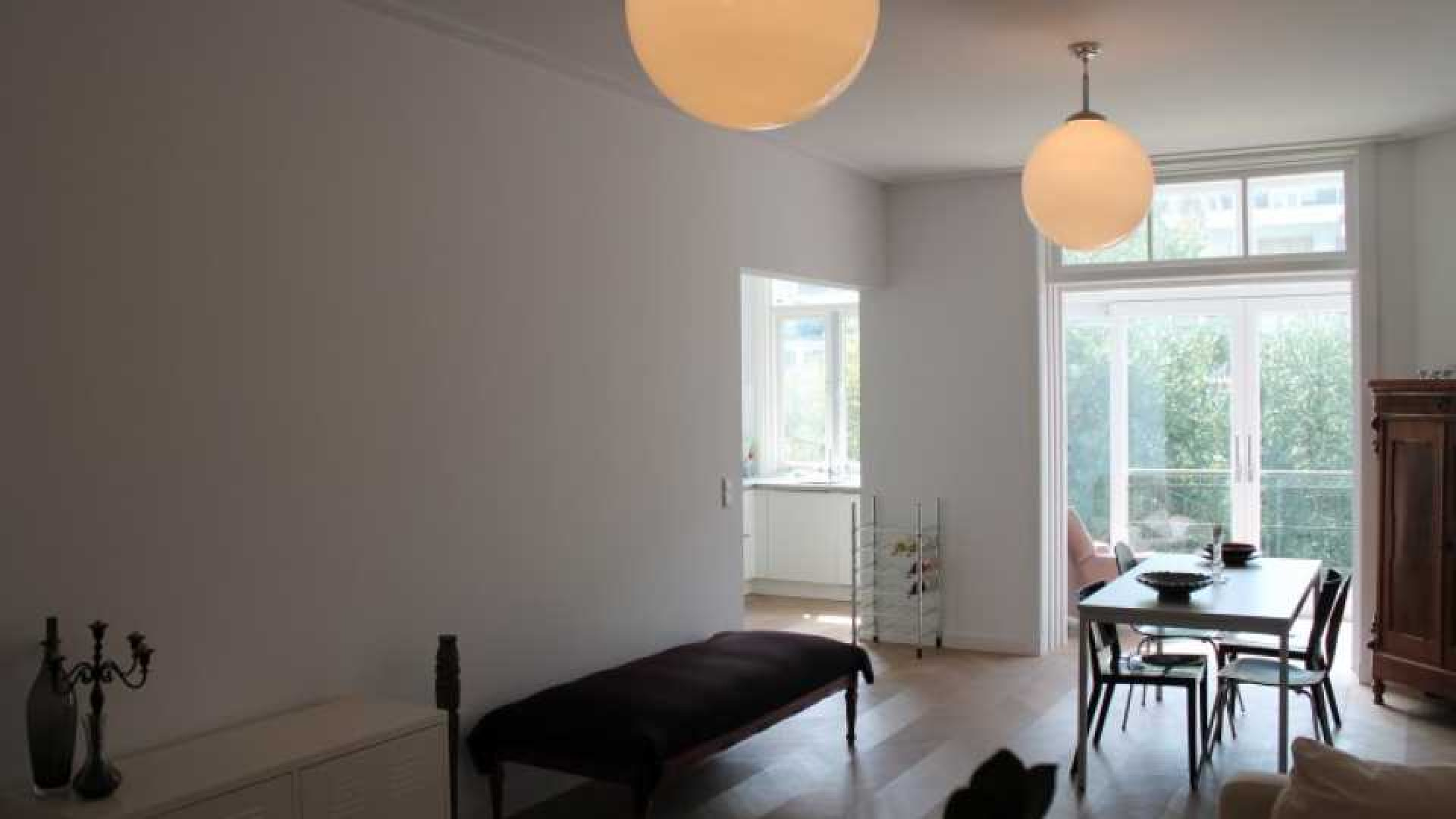 Dave Roelvink huurt appartement in Amsterdam Oud-Zuid. Zie foto's 2