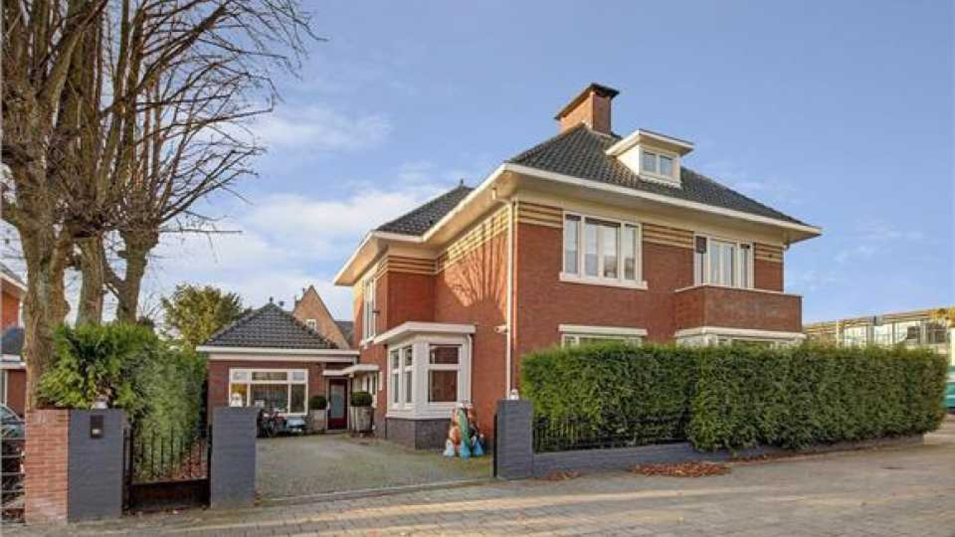 Frank Rijkaard koopt miljoenen villa in Amsterdam Zuid. Zie foto's 1