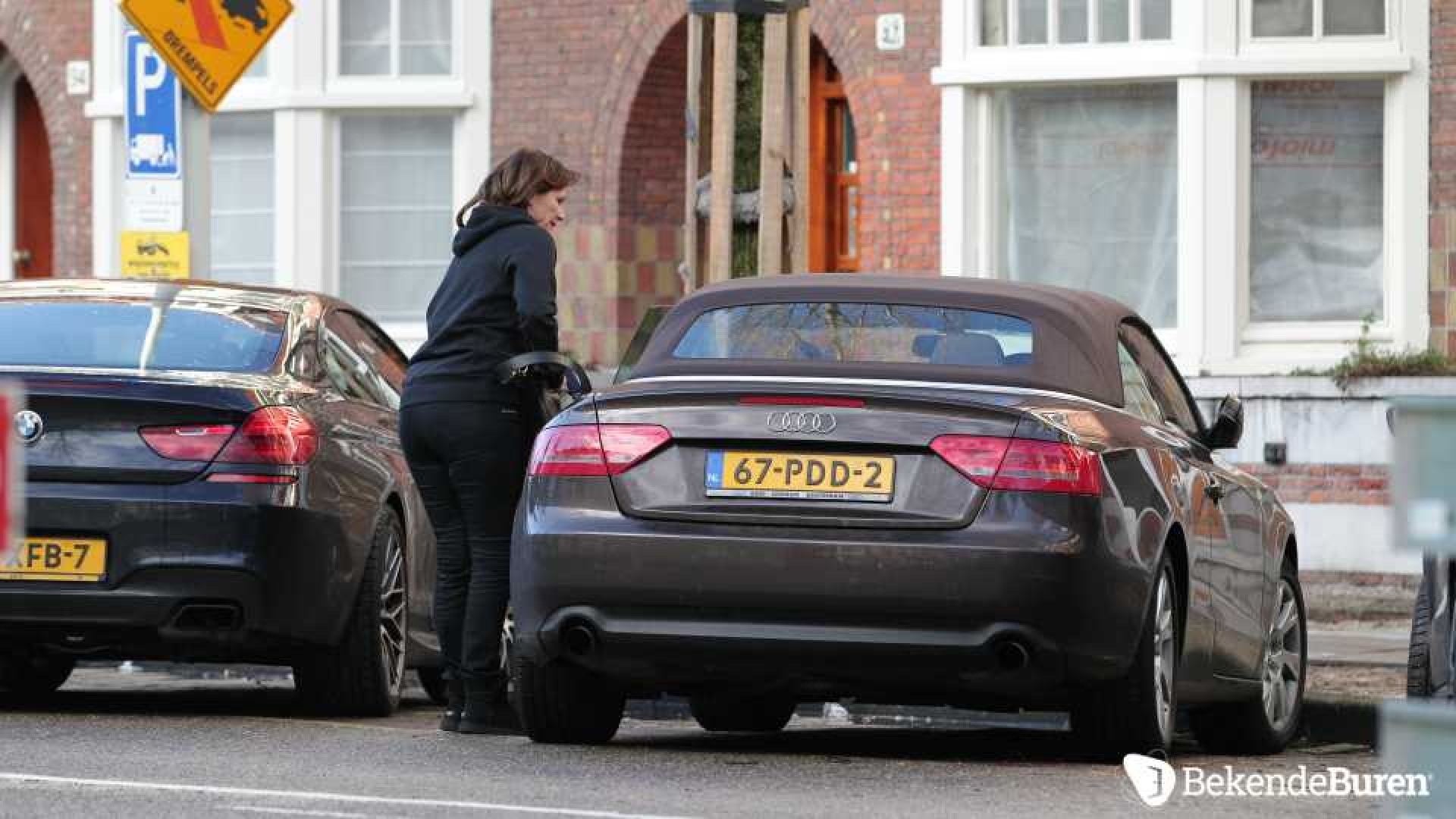 Astrid Joosten zet haar Audi A5 Cabrio te koop. Zie foto's 2