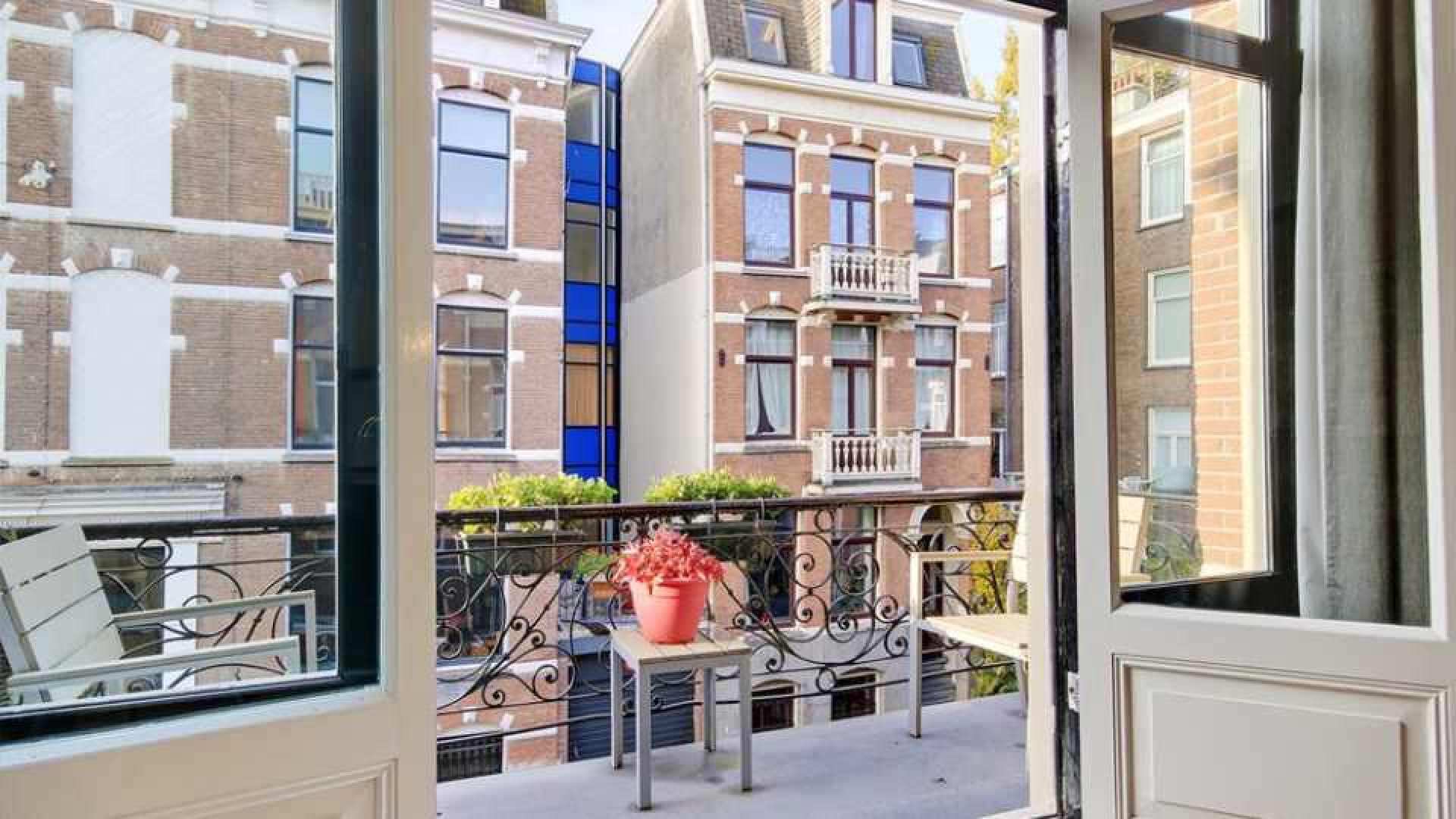 Leco van Zadelhoff koopt voor miljoen euro luxe appartement. Zie foto's 16
