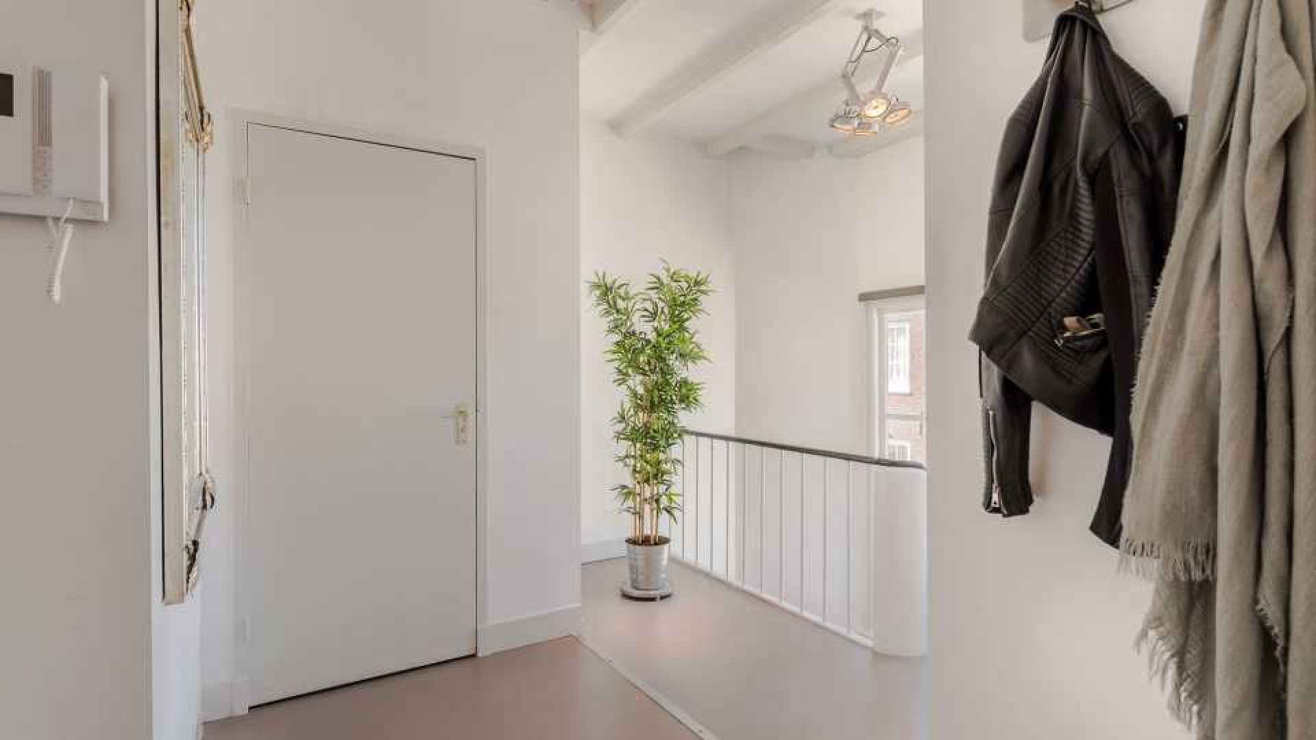 Barry Paf heeft zijn appartement in centrum van Amsterdam verkocht. Zie foto's 7