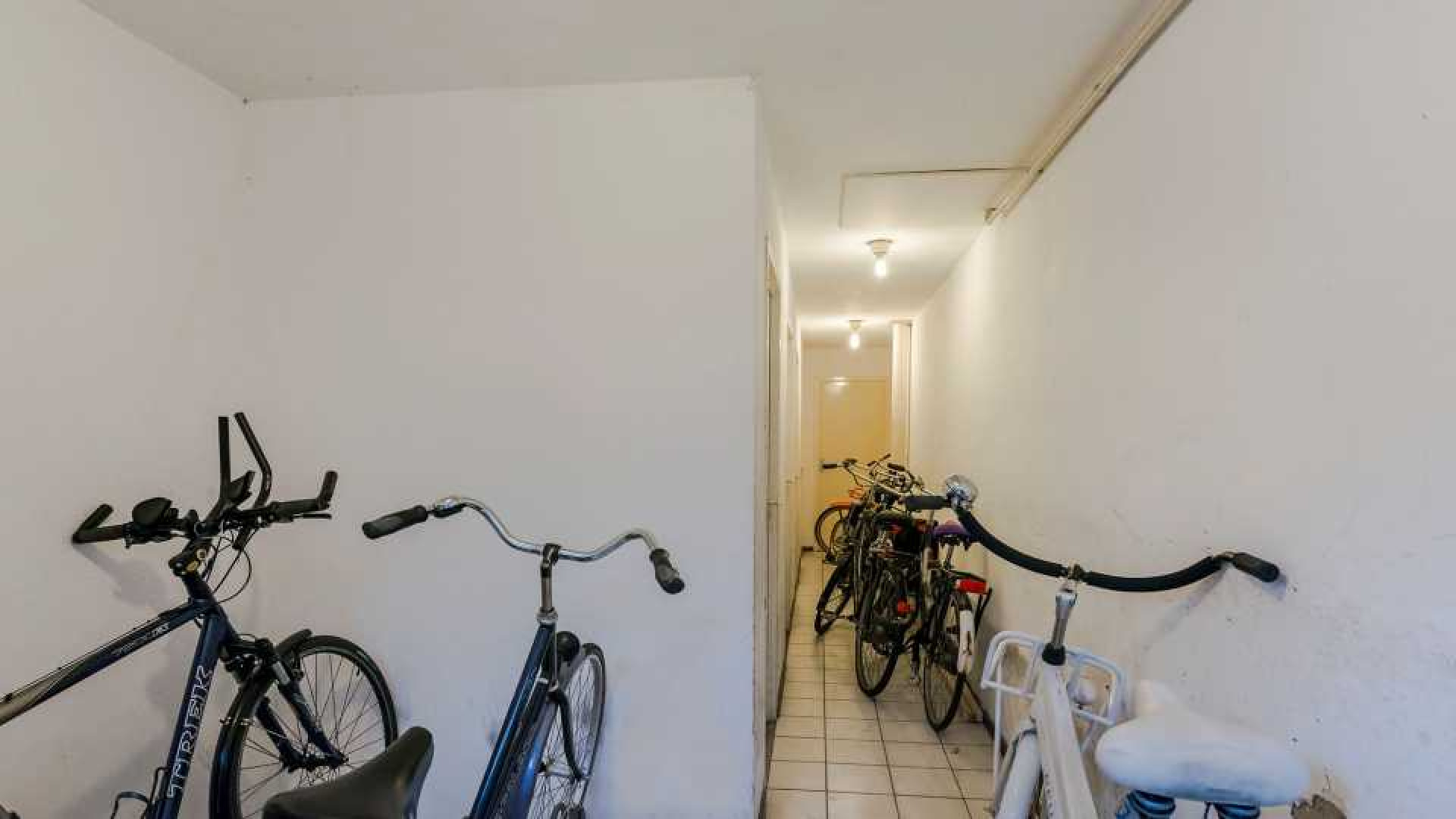Barry Paf heeft zijn appartement in centrum van Amsterdam verkocht. Zie foto's 13