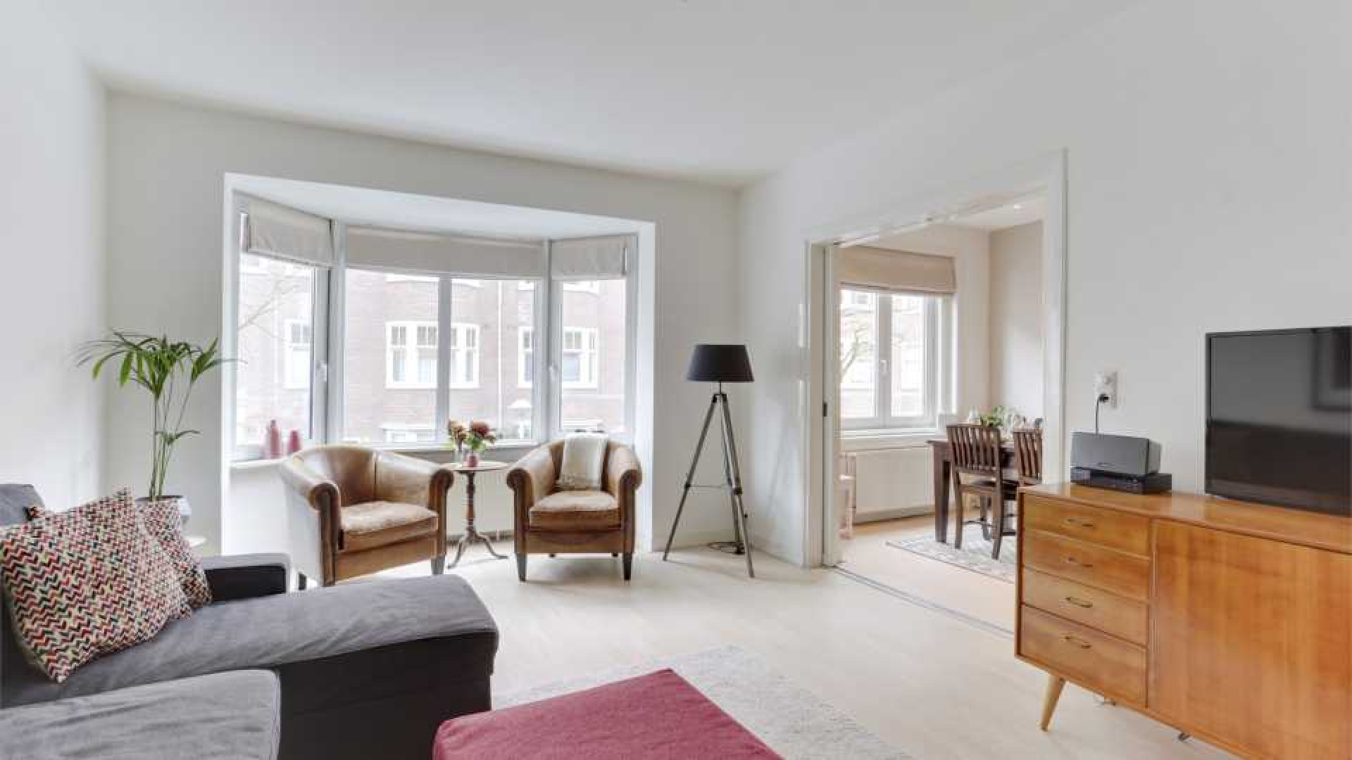 Rick Engelkes koopt met eigen geld dit appartement in Amsterdam. Zie foto's 3