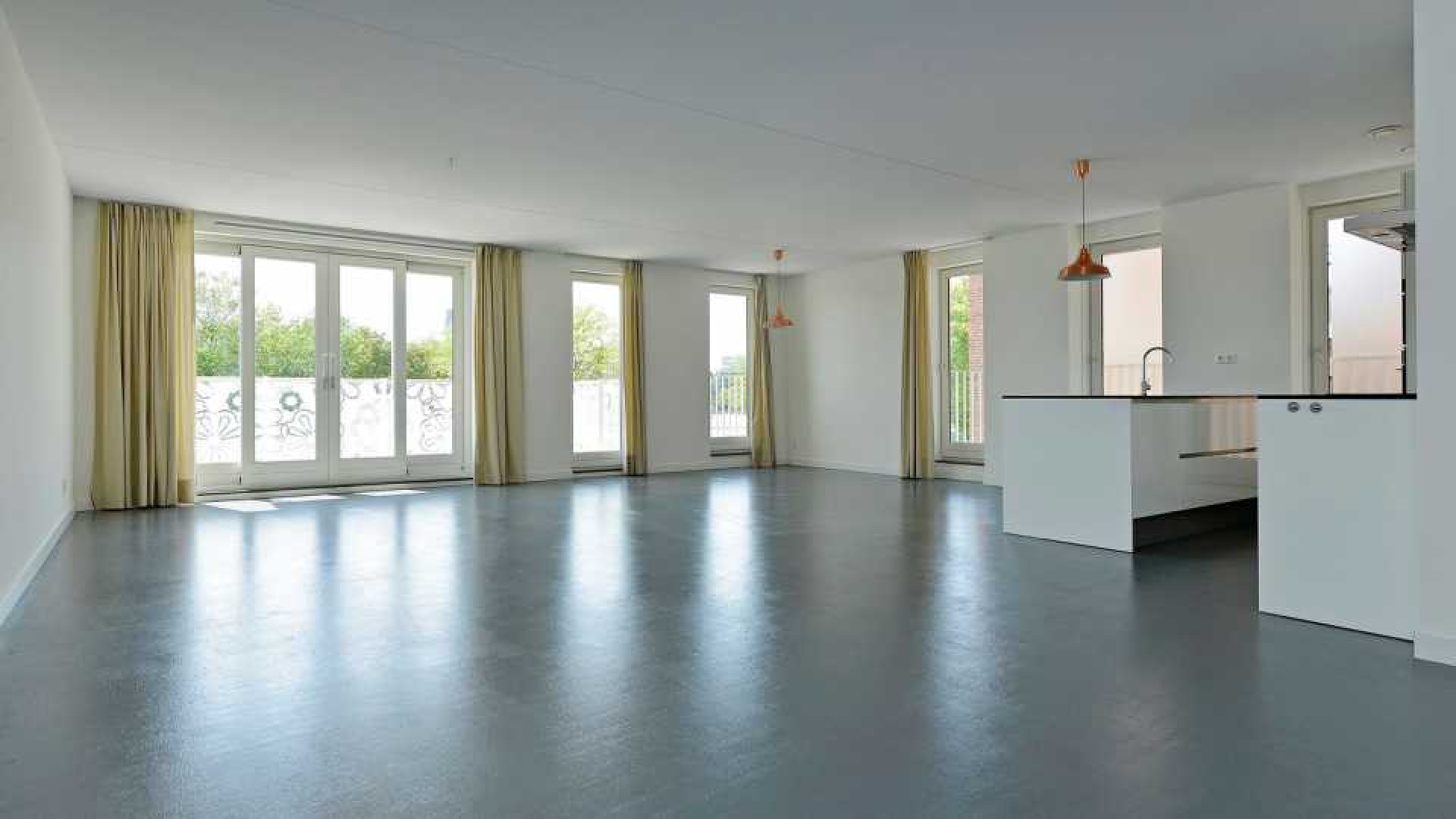 Binnenkijken in luxe appartement van Ajax aanwinst Steven Bergwijn! Zie foto's 3