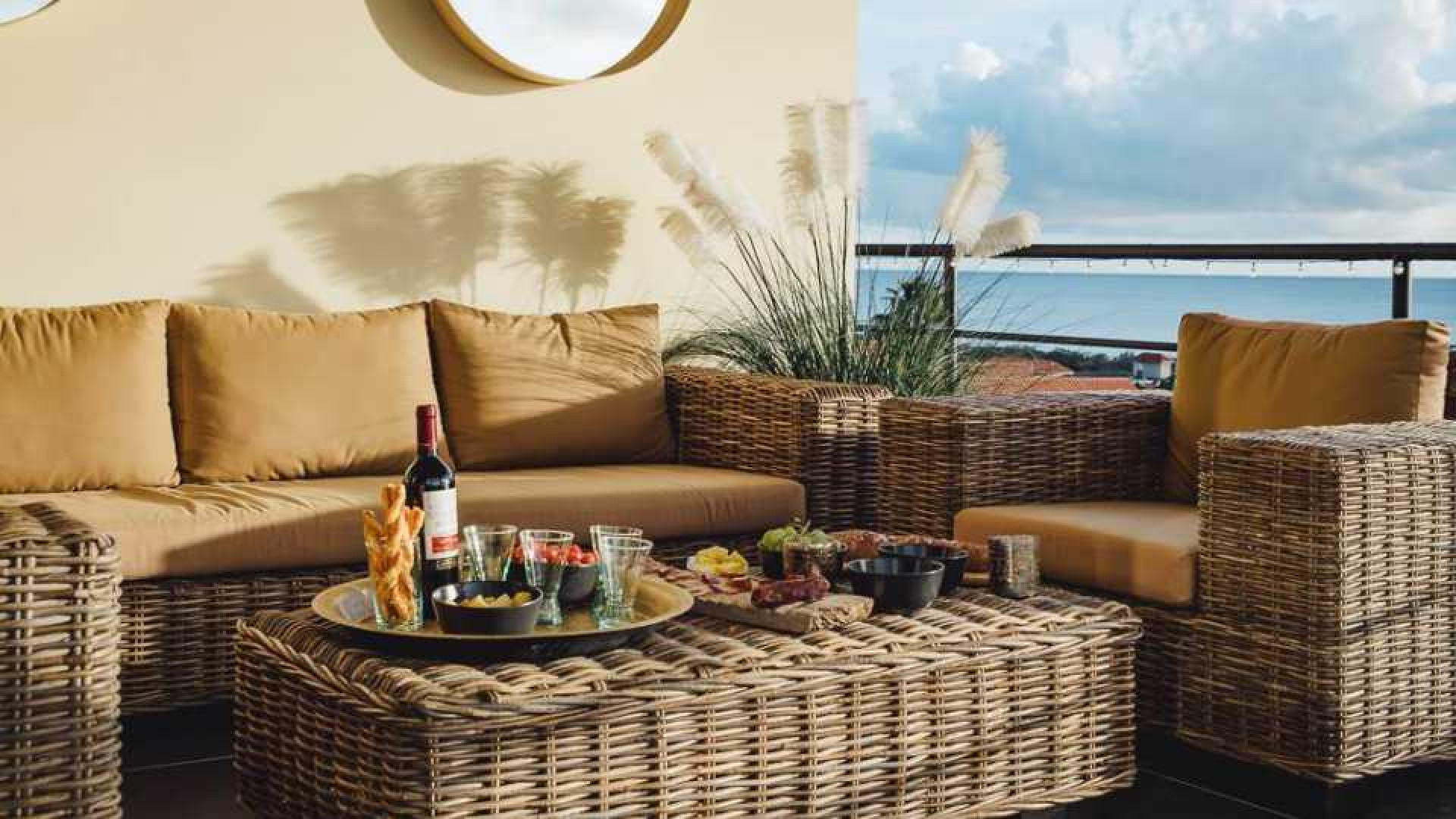 Dirk Zeelenberg koopt op Curacao penthouse met spectaculair uitzicht. Zie foto's 9