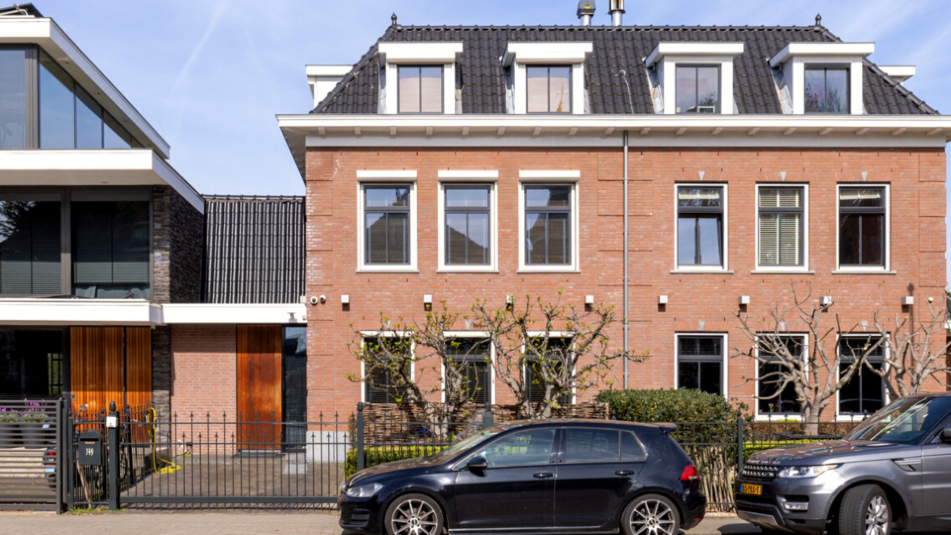 Herman den Blijker zet de hakbijl in vraagprijs van zijn luxe Rotterdamse villa.  Zie foto's 1