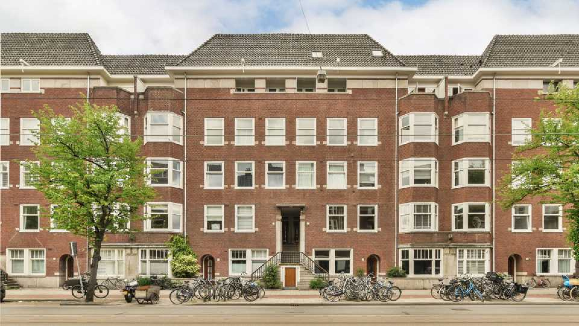 Eva Jinek zet haar Amsterdamse appartement te koop. ZIe foto's 2