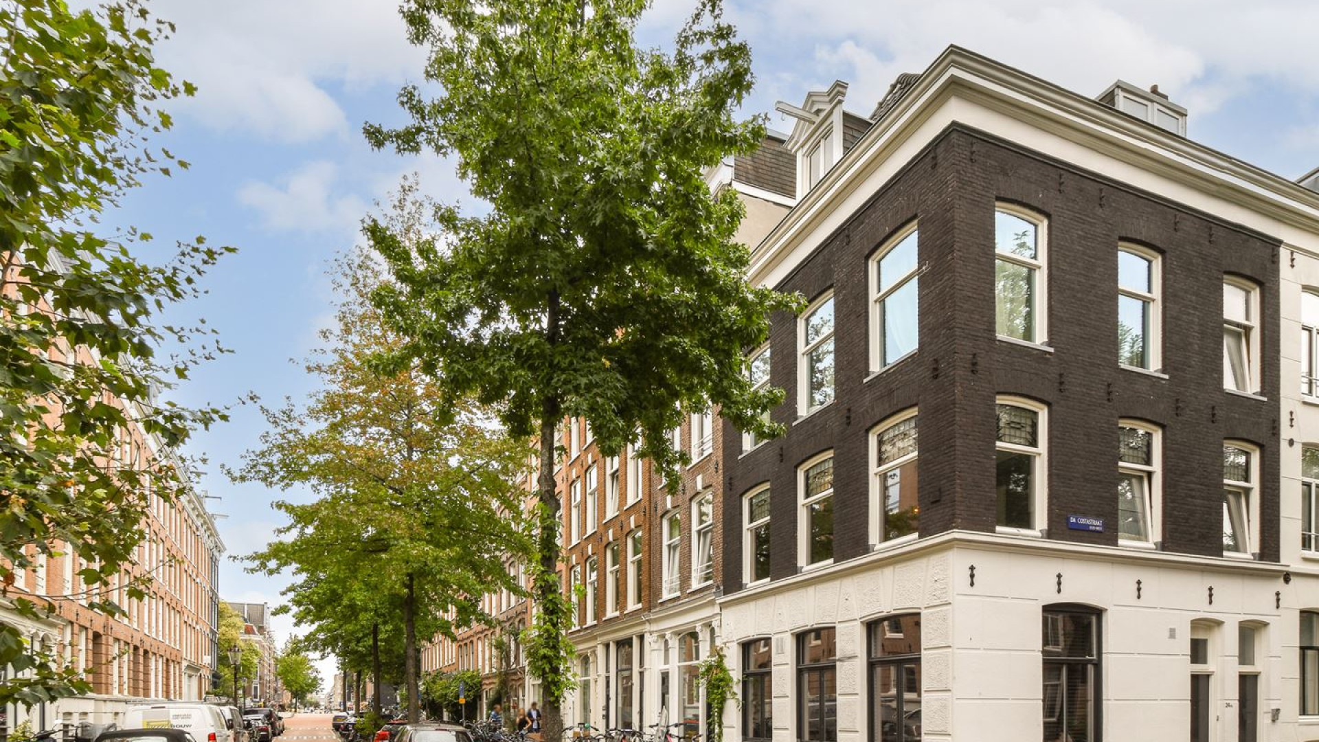 Freek van Noortwijk, ex van Katja Schuurman, zet zijn Amsterdamse woning te koop;  Zie foto's 2