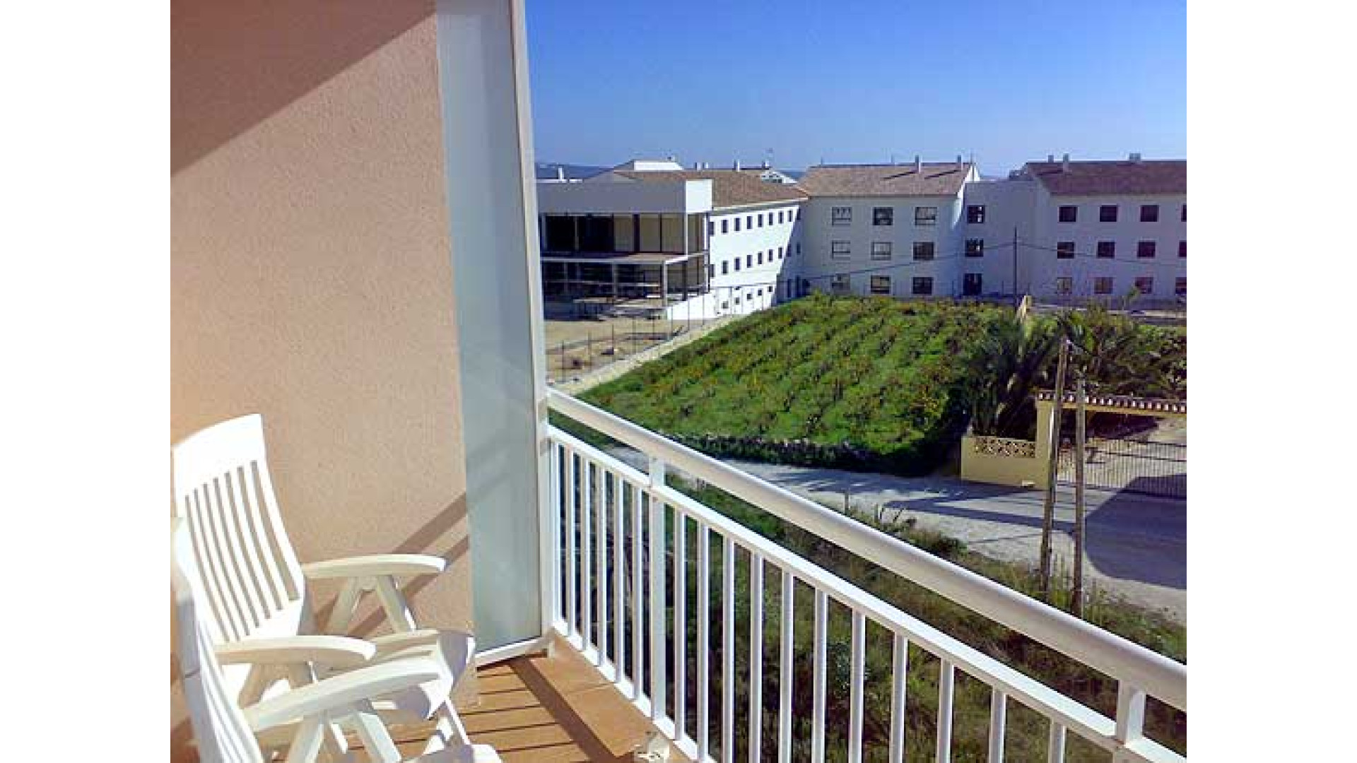 ZIEN: Prachtig appartement vlakbij strand en zee in Spanje te koop voor slechts paar ton.! 10
