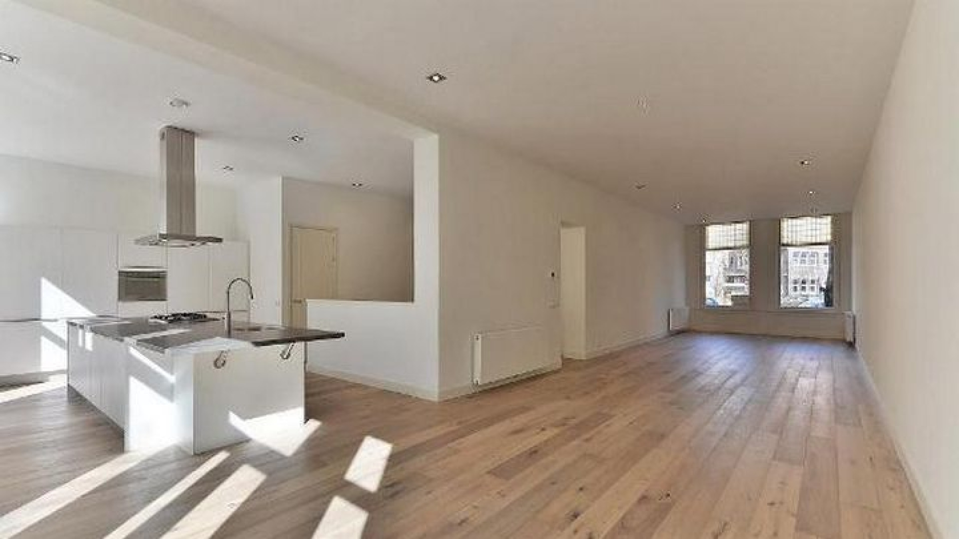 Frank Rijkaard vindt huurder voor dit zeer dure en luxe appartement! 3