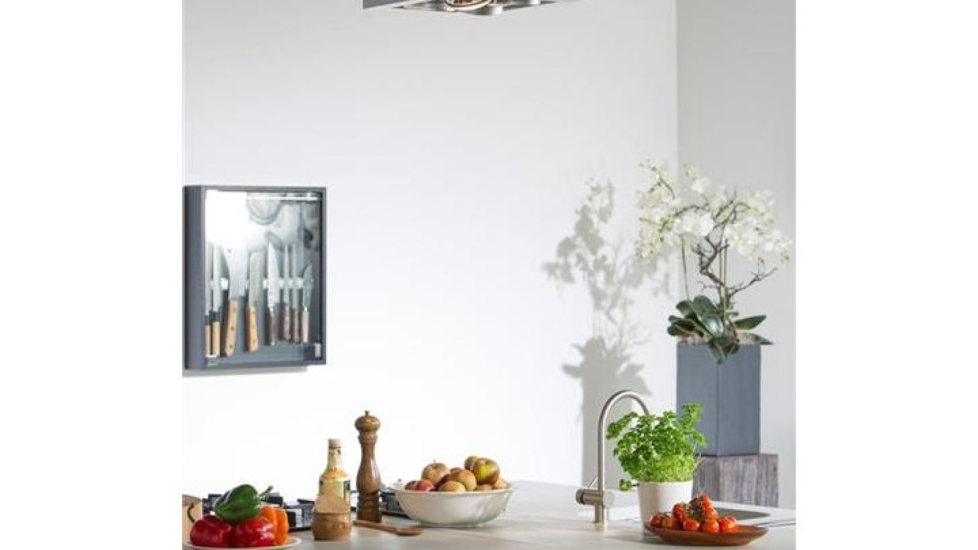 Tv kok Rudolph van Veen verkoopt zijn huis inclusief topkeuken. Zie foto's 7