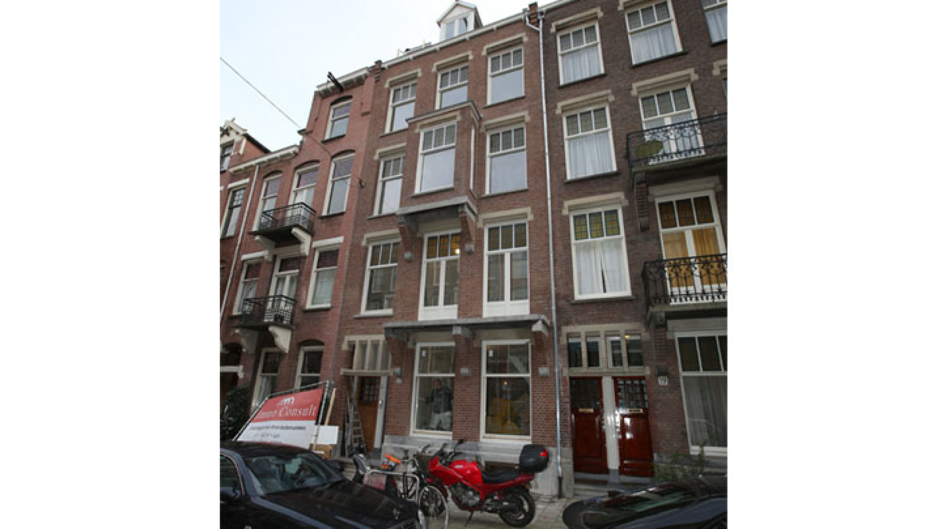 Doutzen Kroes koopt schitterend pand in Amsterdam Oud Zuid. Zie exclusieve foto's 7