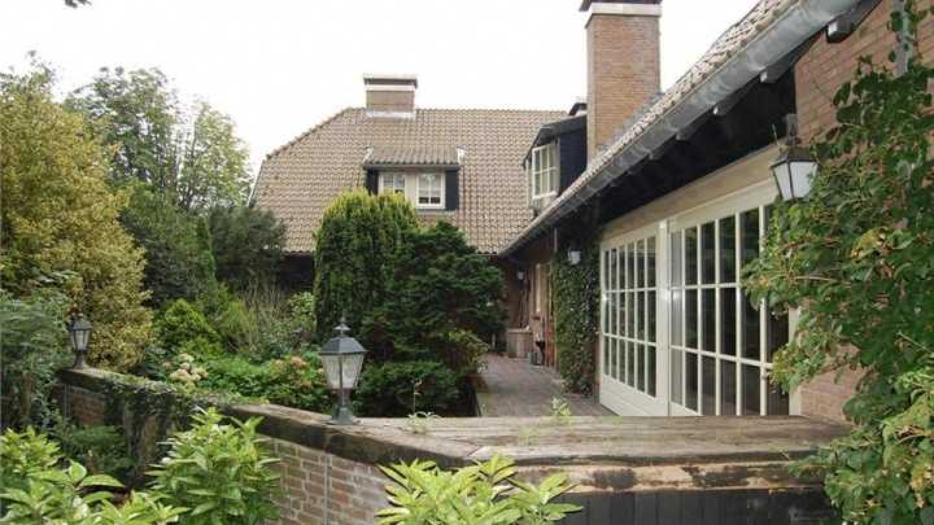 Henny Huisman verlaagt wederom vraagprijs van zijn luxe villa! Zie 42 nieuwe foto's !! 20