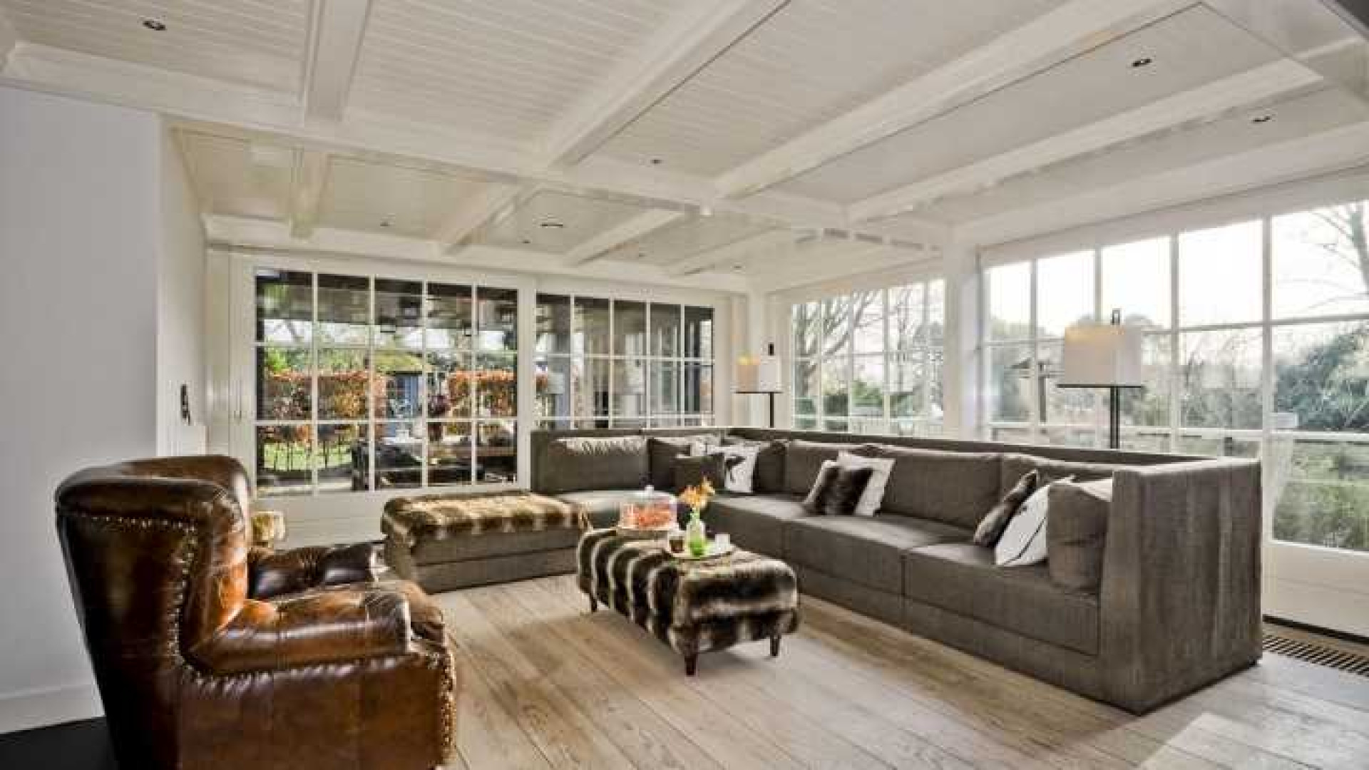 Henny Huisman verkoopt zijn villa zwaar onder de vraagprijs. Zie foto's 5