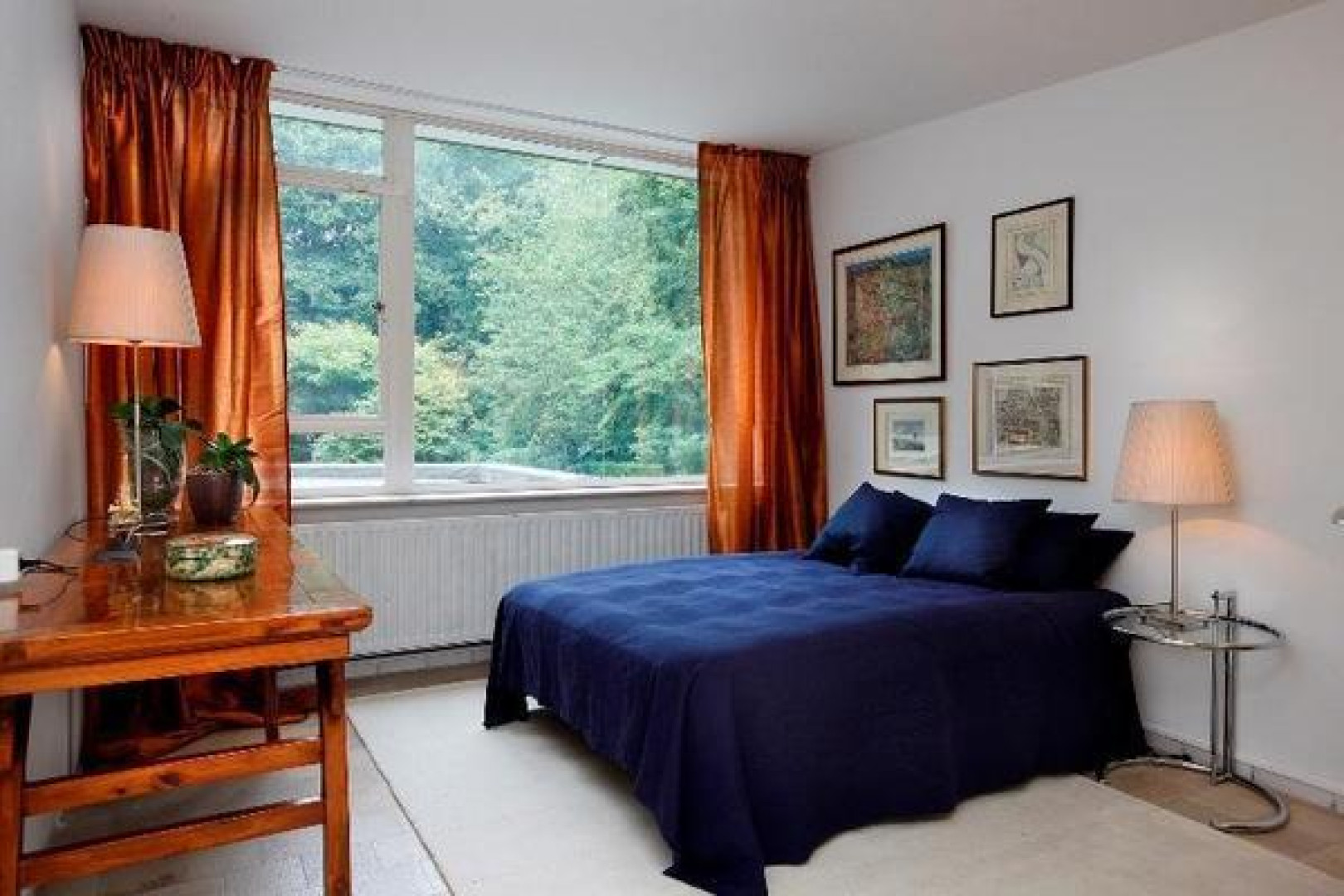 Neelie Smit Kroes haalt haar Wassenaarse villa uit de verkoop. Zie foto's 16