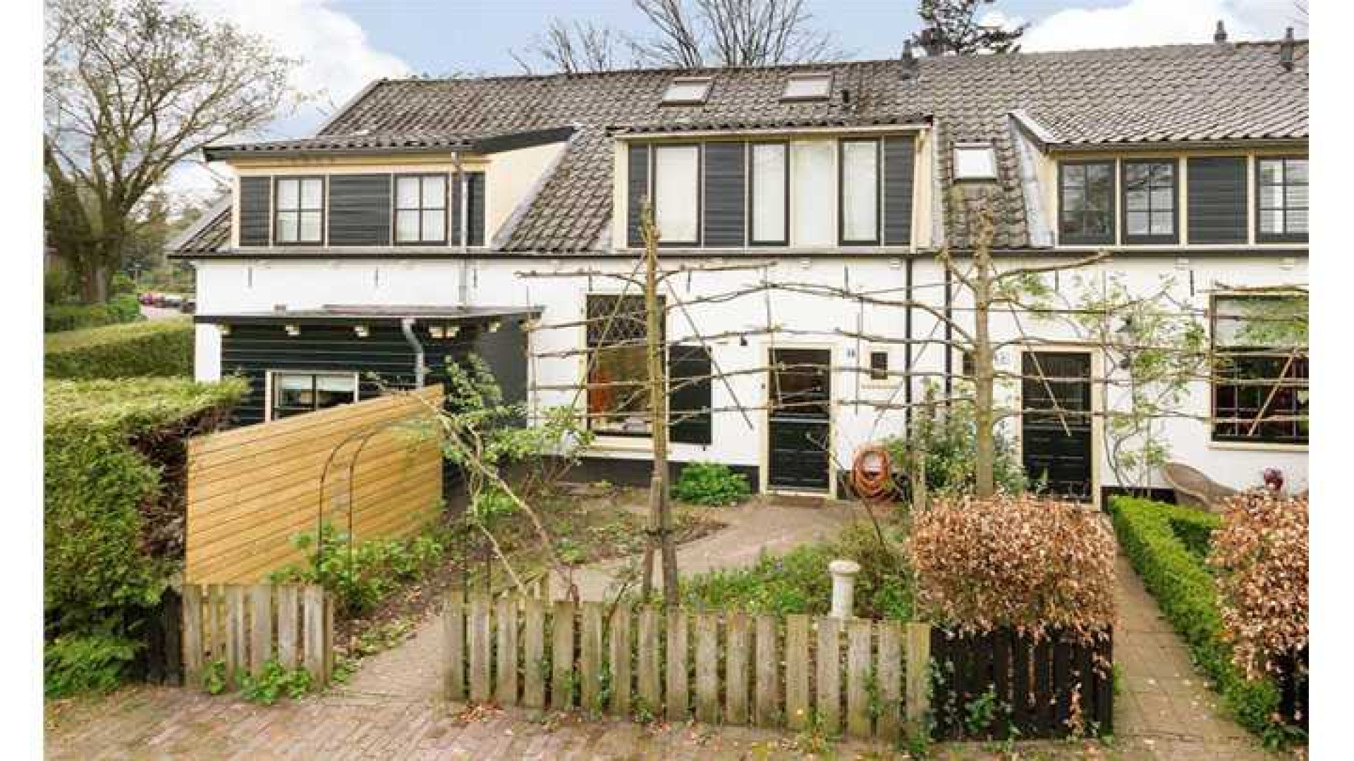 Sjoerd Pleijsier verkoopt huis met fors verlies. Zie foto's 1