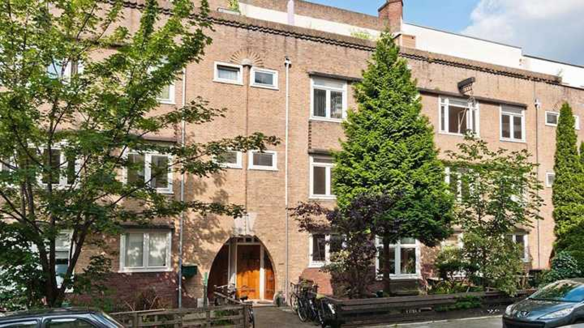 Quinty Trustfull koopt appartementje in Amsterdam Zuid. Zie foto's 6
