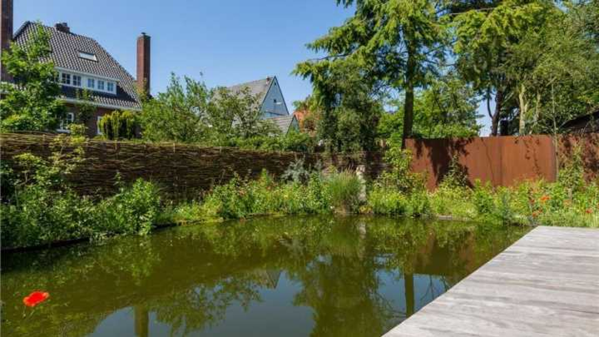 Binnenkijken in prachtige te koop staande villa van Amanda Krabbe en haar vriend Harrie. Zie foto's 14