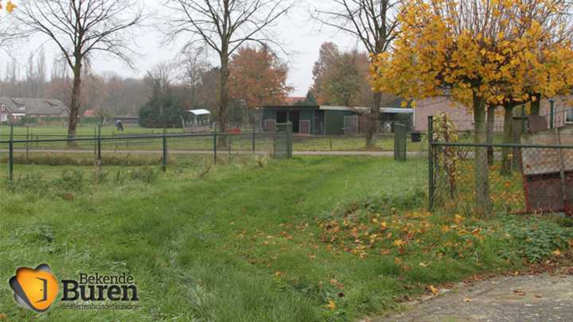 Johan Vlemmix zet wietpand in Weert te koop. Zie onthutsende foto's 16