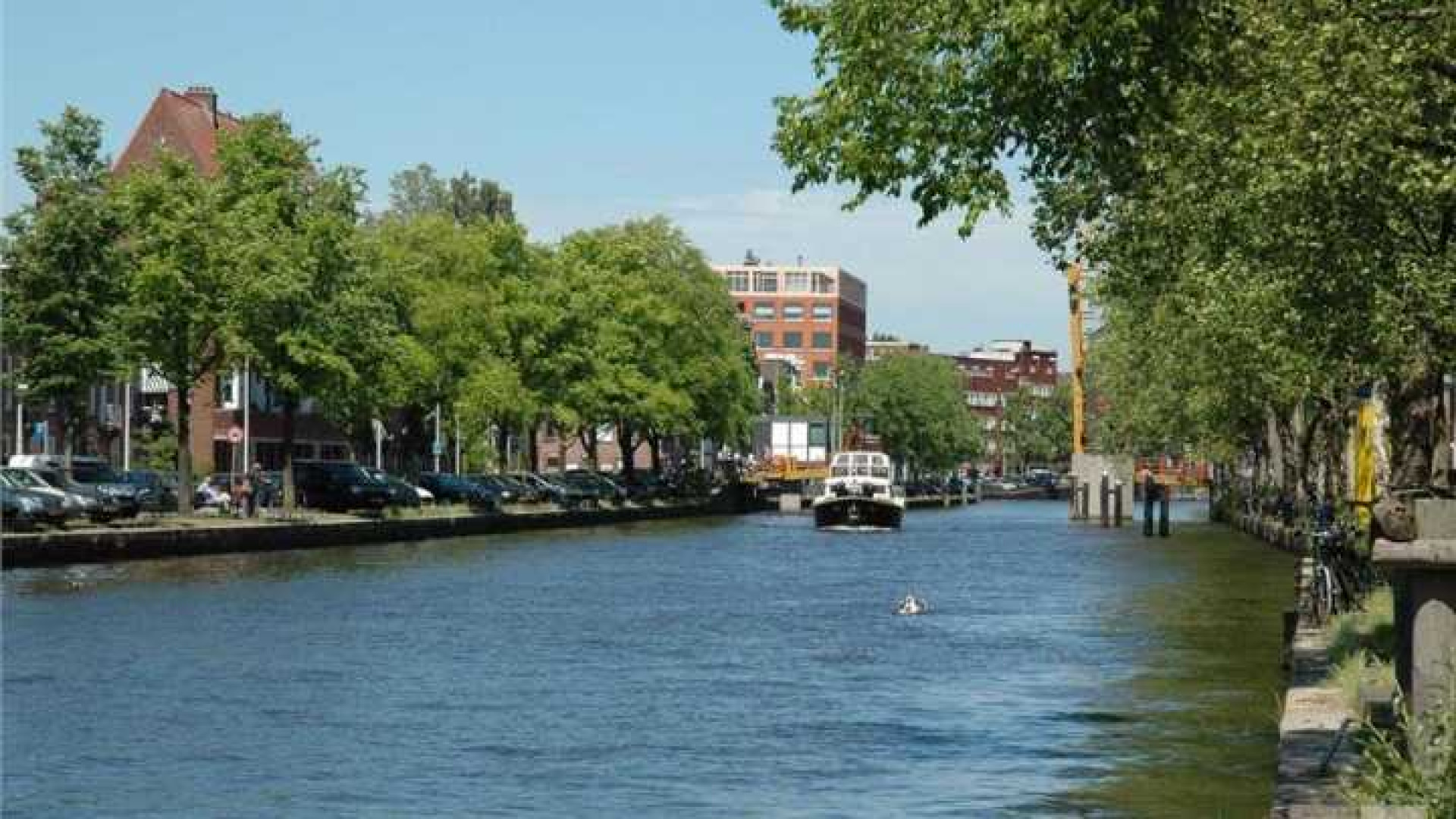 Do koopt dubbel benedenhuis in Amsterdam Zuid. Zie foto's 15