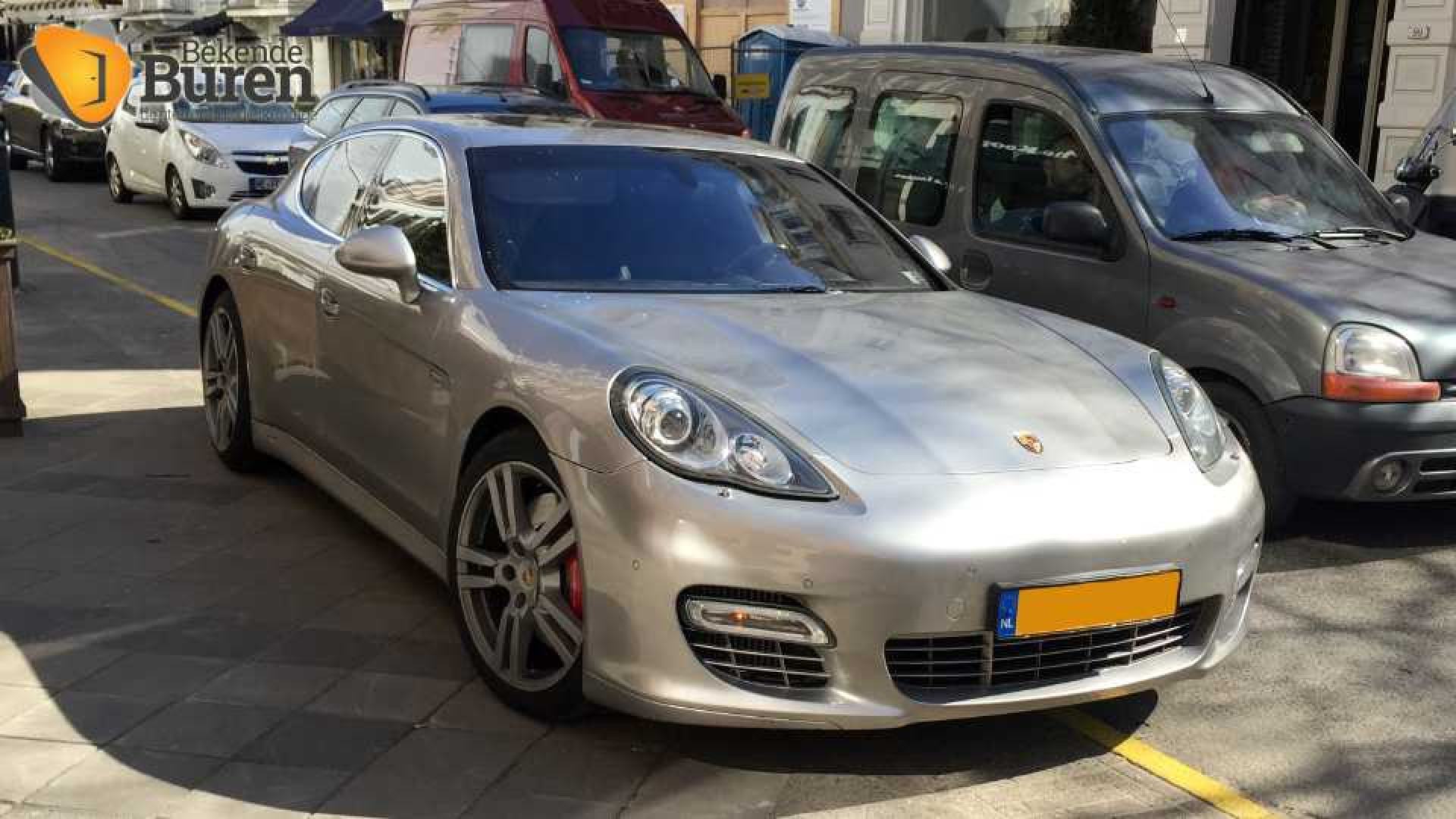 De Porsche Panamera van Connie en Eugene 1