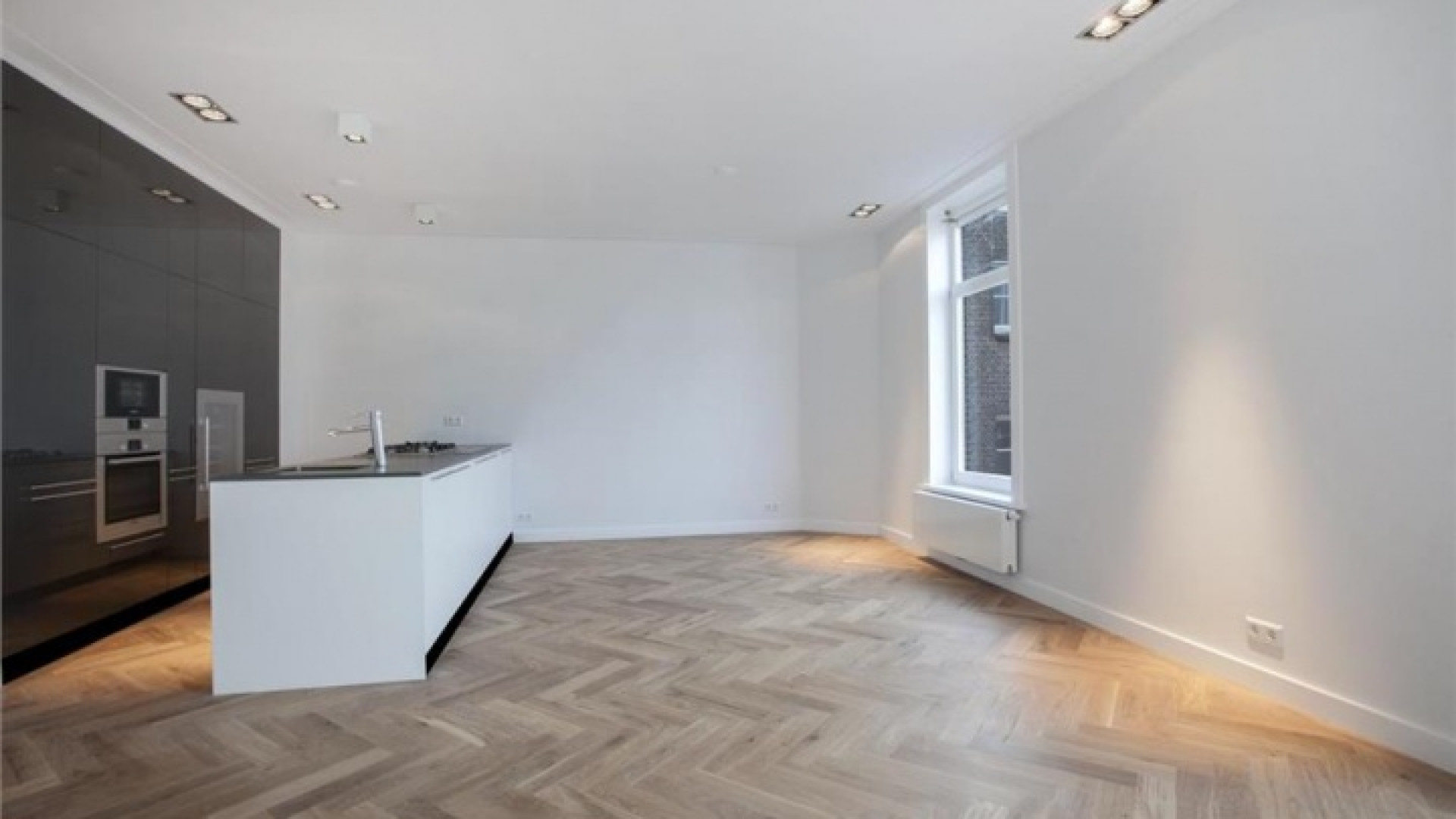 Leco van Zadelhoff koopt waanzinnig luxe appartement! Zie foto's 4