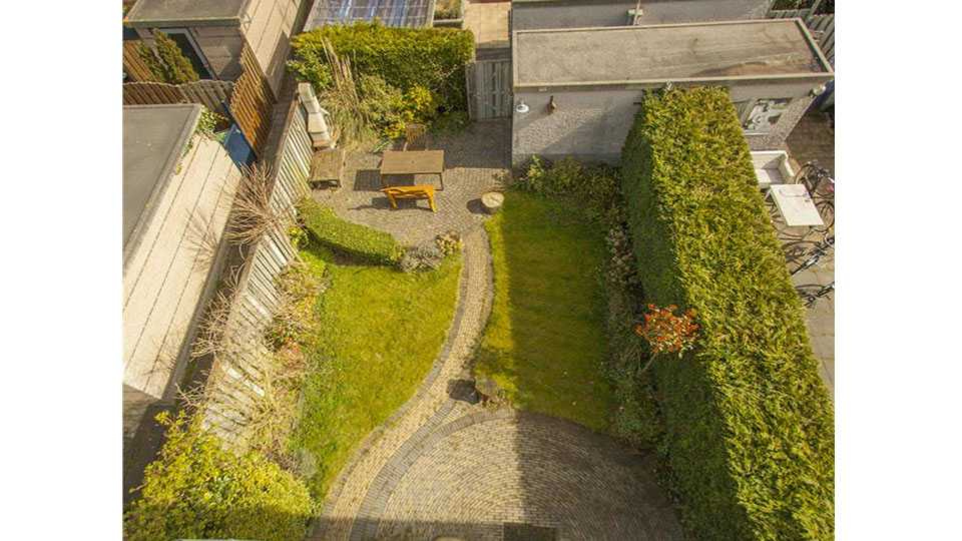 Huis Armin van Buuren te koop. Zie foto's 9