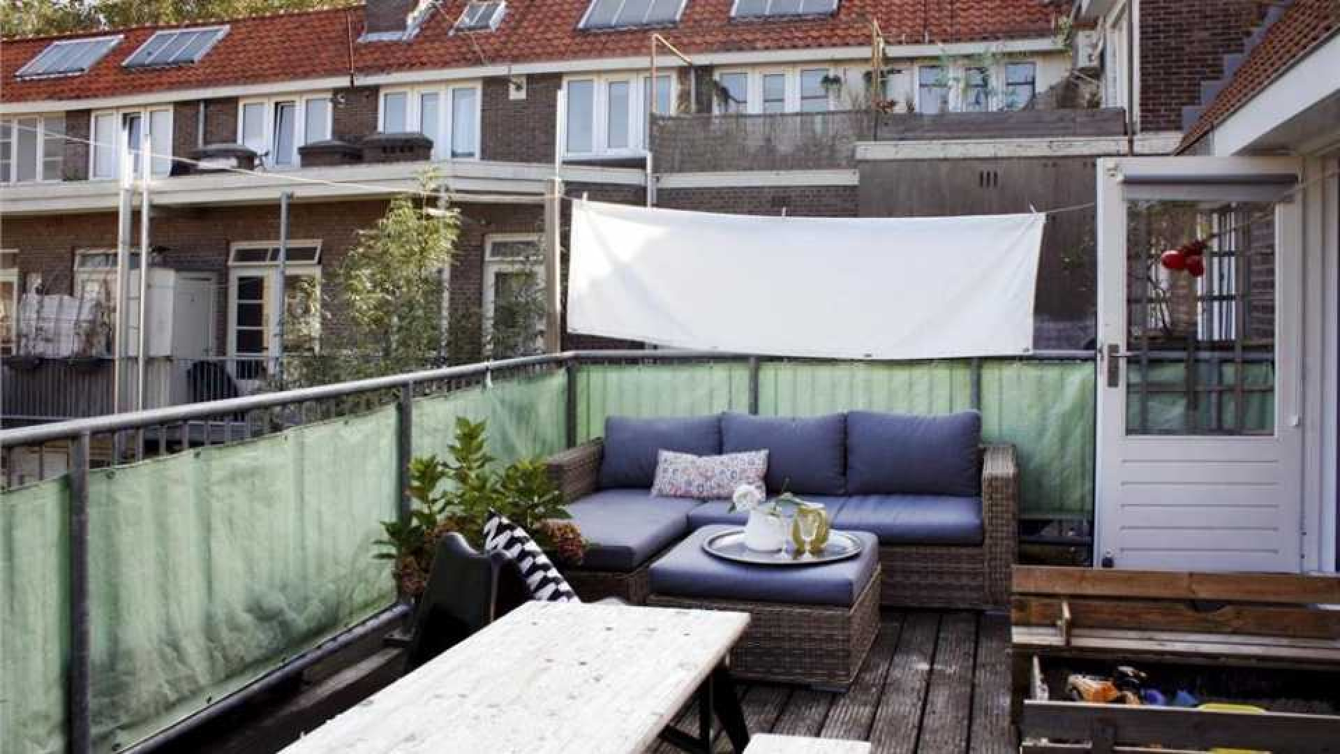 Tjitske Reidinga koopt eigen huis in Amsterdam. Zie foto's