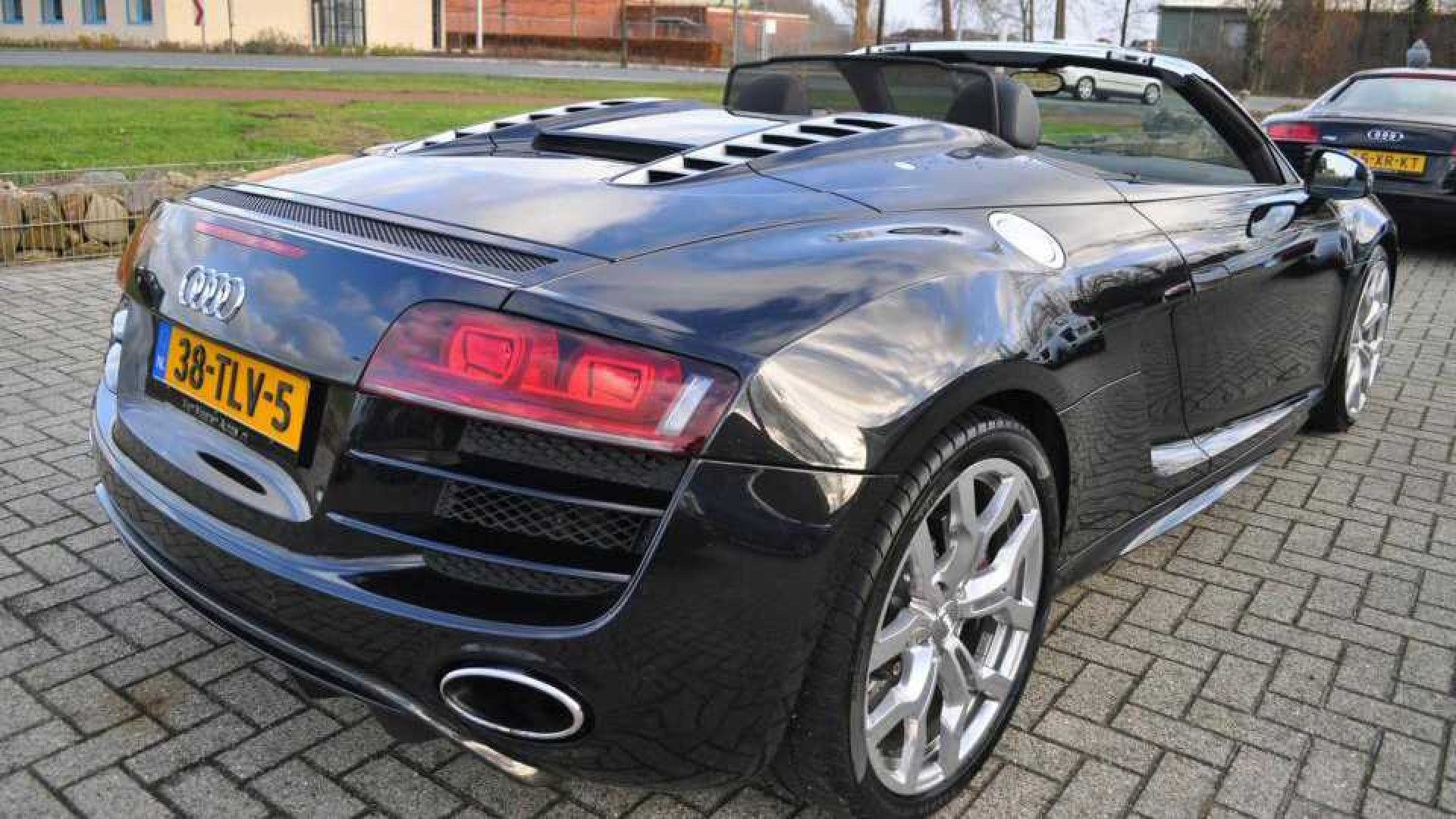 Oude Audi R8 Spyder Gordon te koop 5