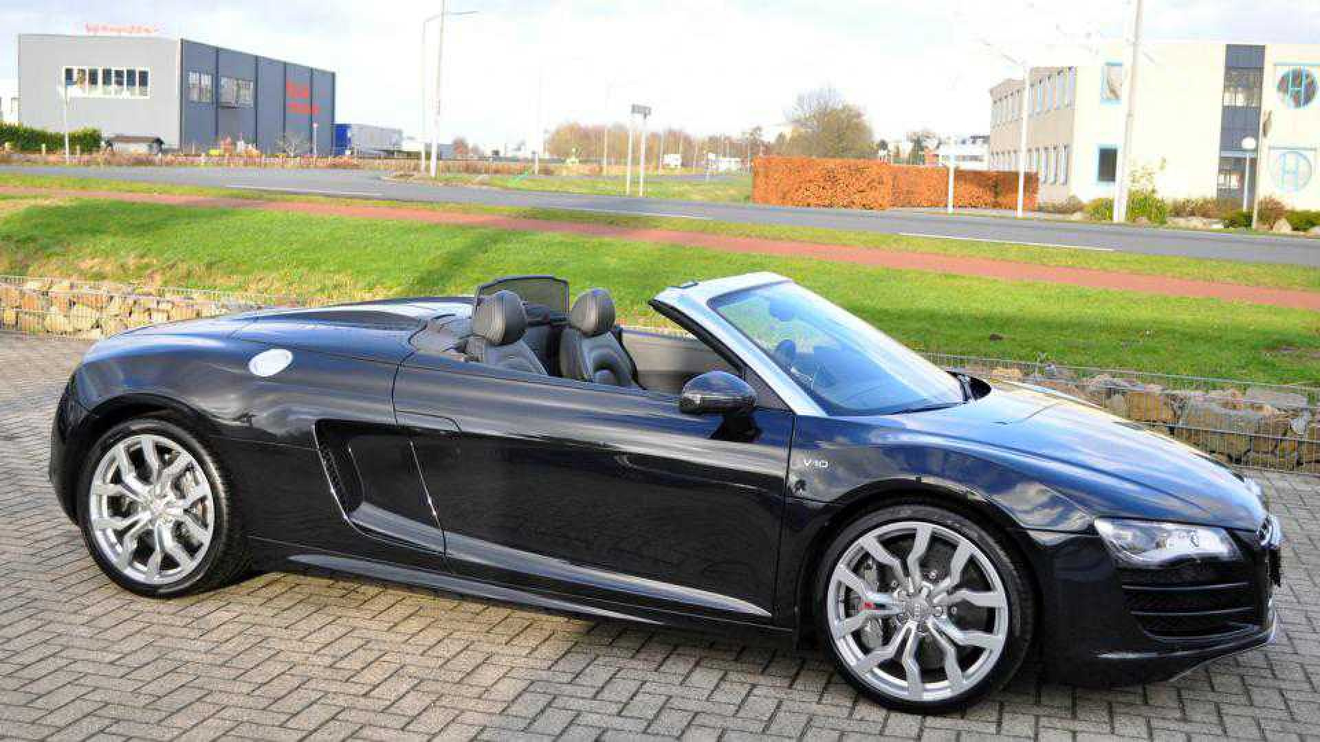 Oude Audi R8 Spyder Gordon te koop 8