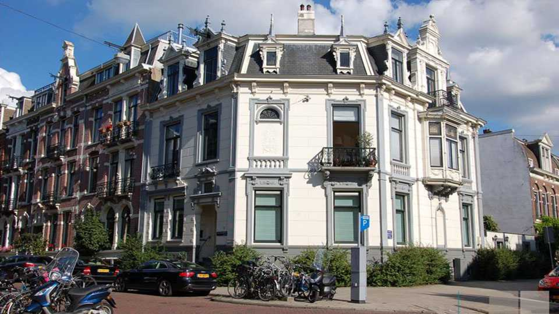 Renee Soutendijk maakt na eerdere oplichting toch miljoenenwinst na verkoop huis. Zie foto's 1