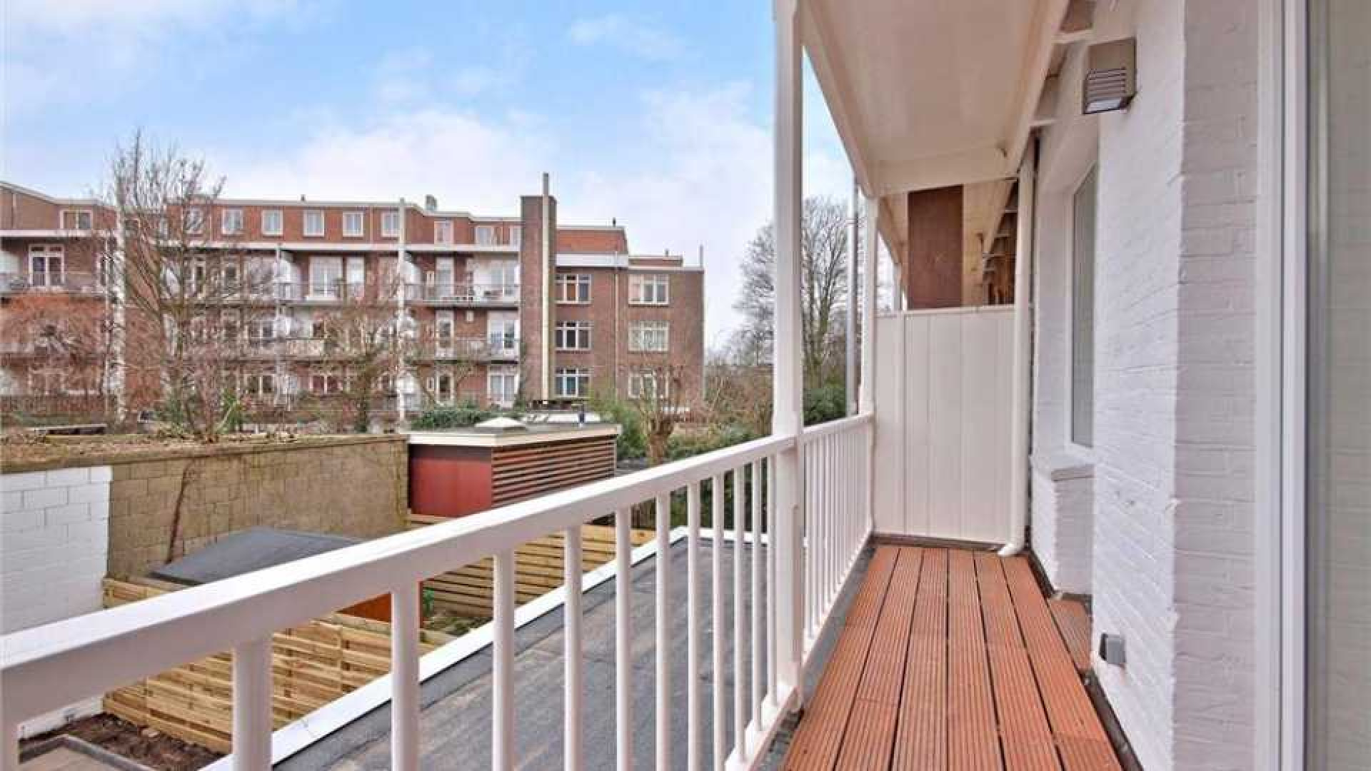 Bondscoach Danny Blind koopt appartement met uitzicht op de Amstel. Zie foto's 9