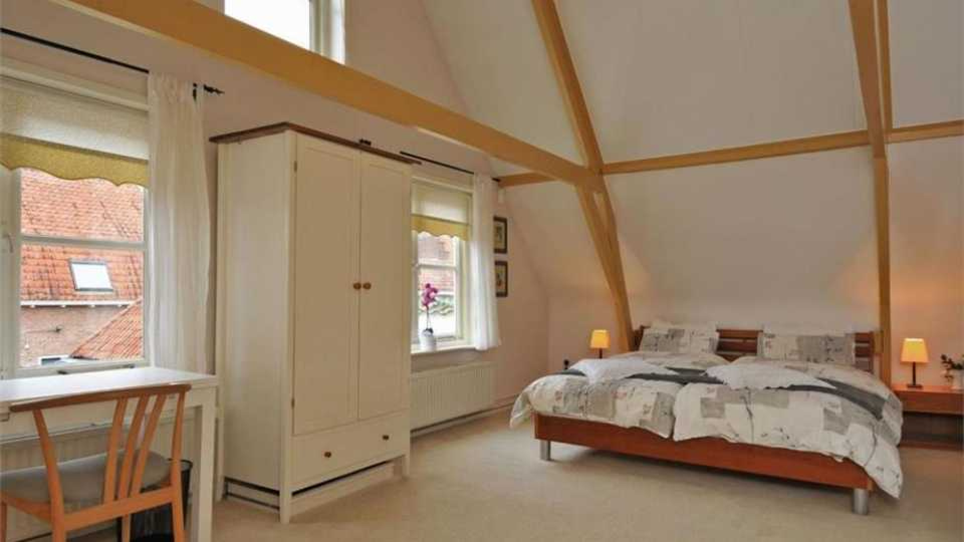 Catherine Keyl koopt prachtig herenhuis in Naarden. Zie foto's 10