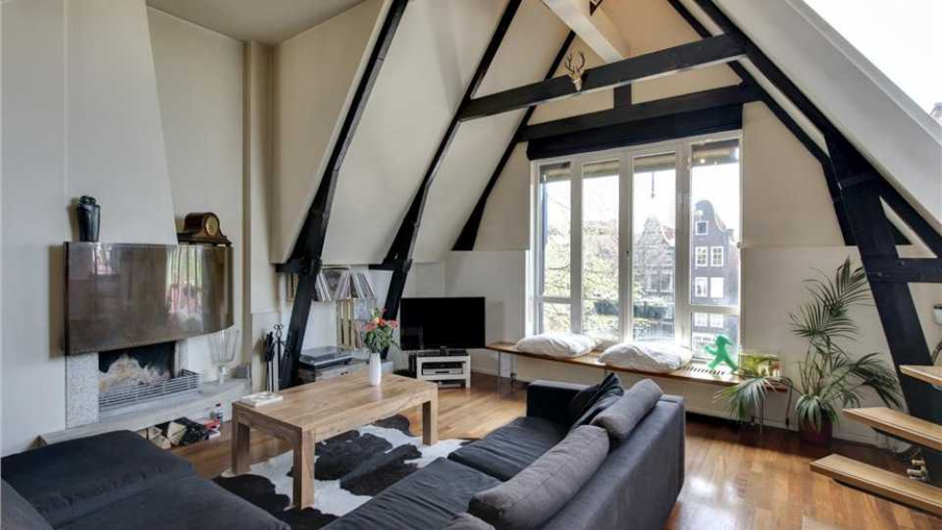 Radio 538  DJ Sander Lantinga zet zijn knusse Amsterdamse appartement te koop. Zie foto's 3