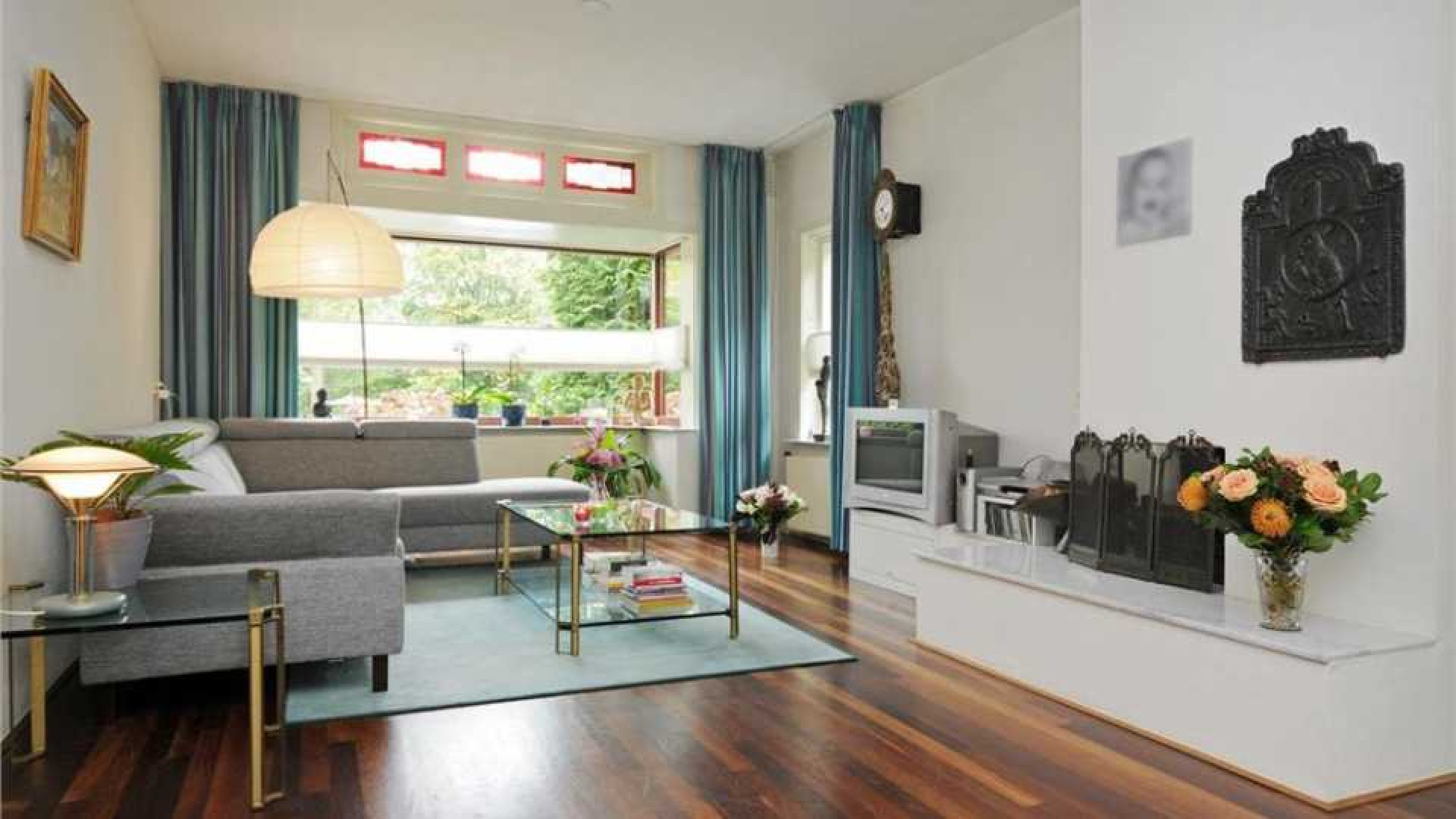 Cas Jansen koopt familiehuis in Amstelveen. Zie foto's 2