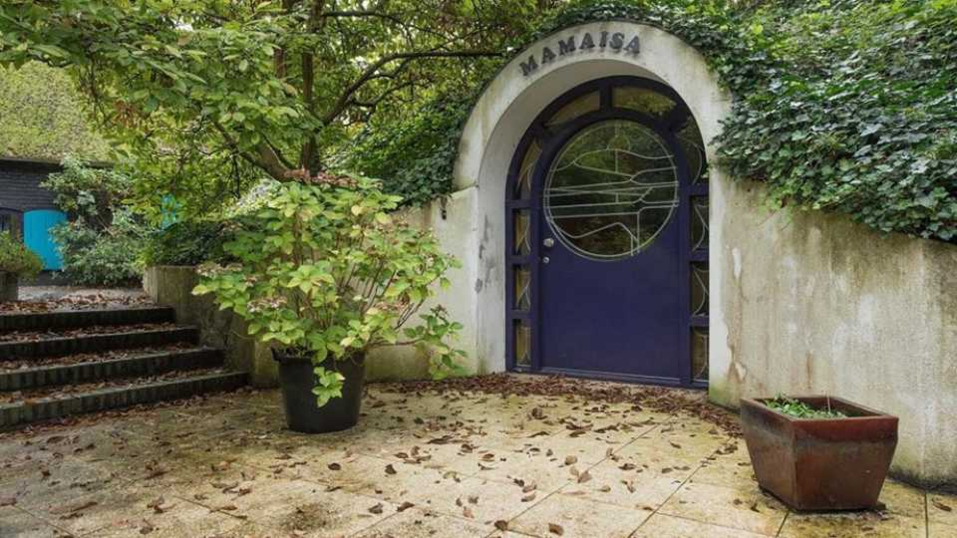 Sesamstraat icoon Gerda Havertong zet haar woonboerderij te koop. Zie foto's 5