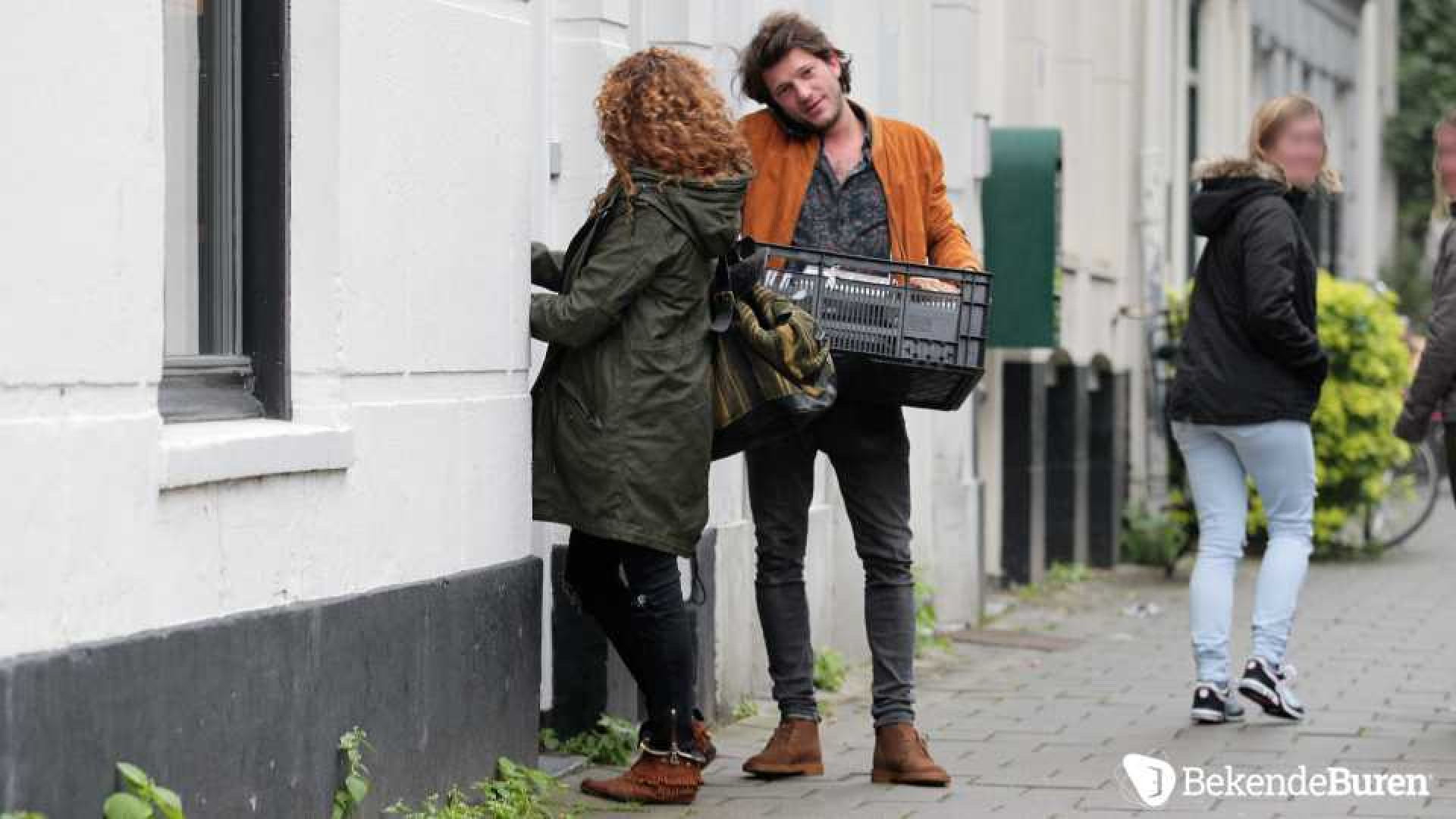 Katja en vriendje Freek wonen praktisch samen!. Zie foto's 12