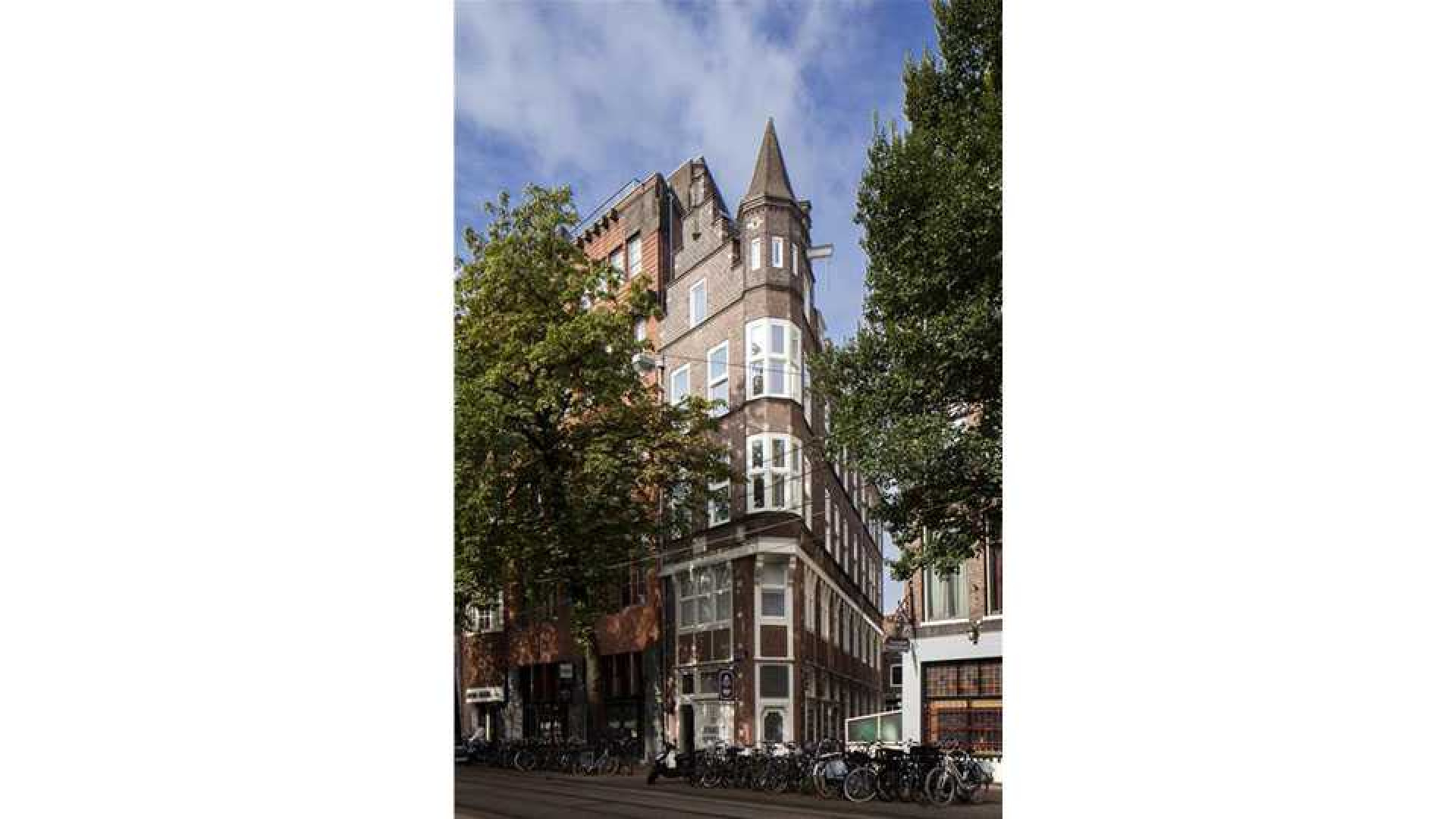 Khalid Boulahrouz koopt luxe appartement in centrum van Amsterdam. Zie foto's 1