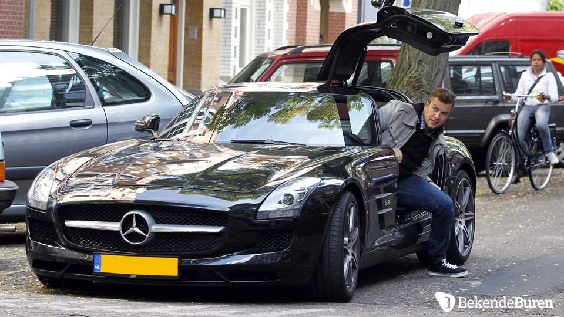 Winston Gerschtanowitz rijdt in deze sportieve Mercedes-Benz SLS  1