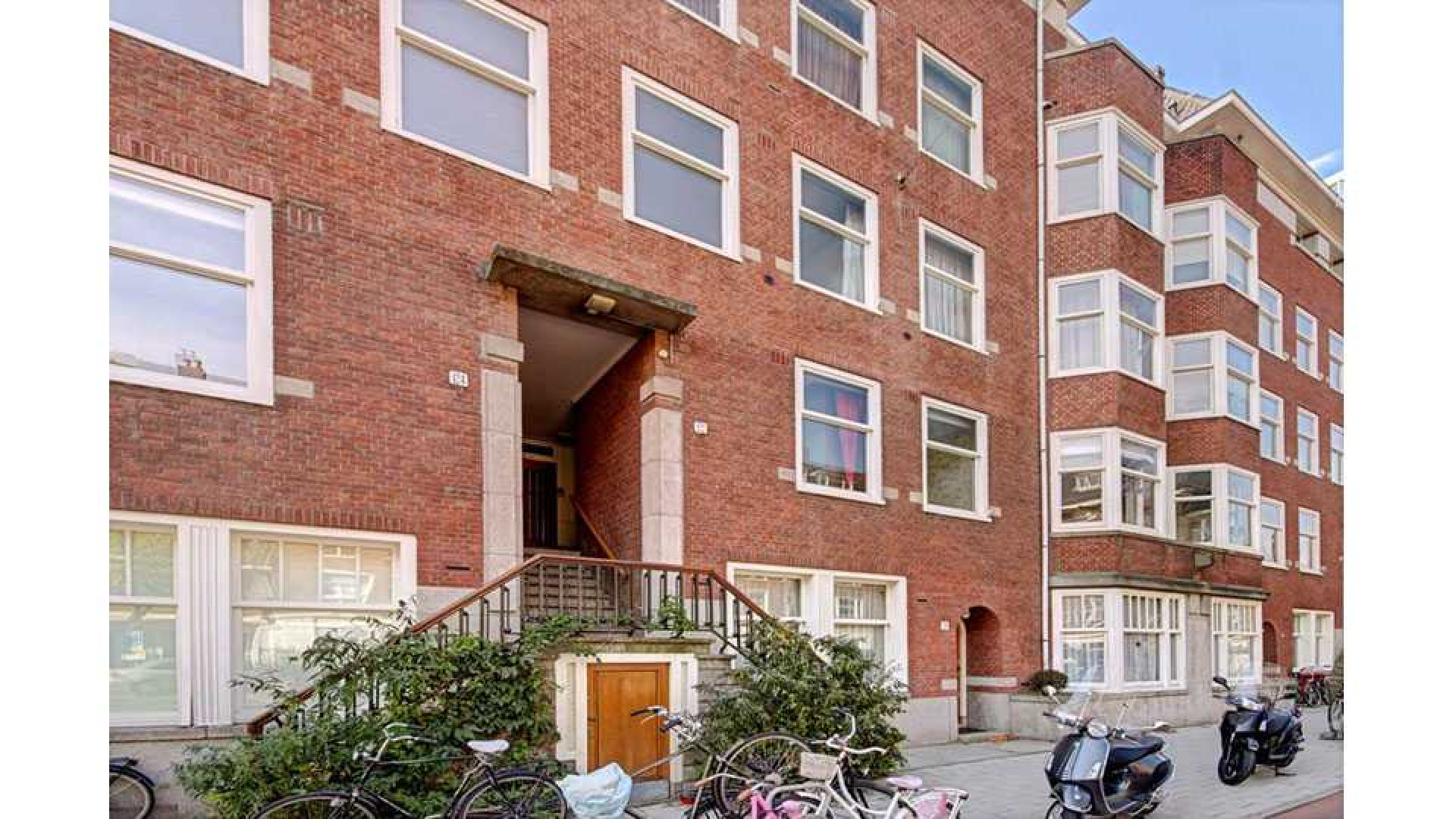 Eva Jinek koopt luxe appartement in Amsterdam Zuid. Zie foto's 16